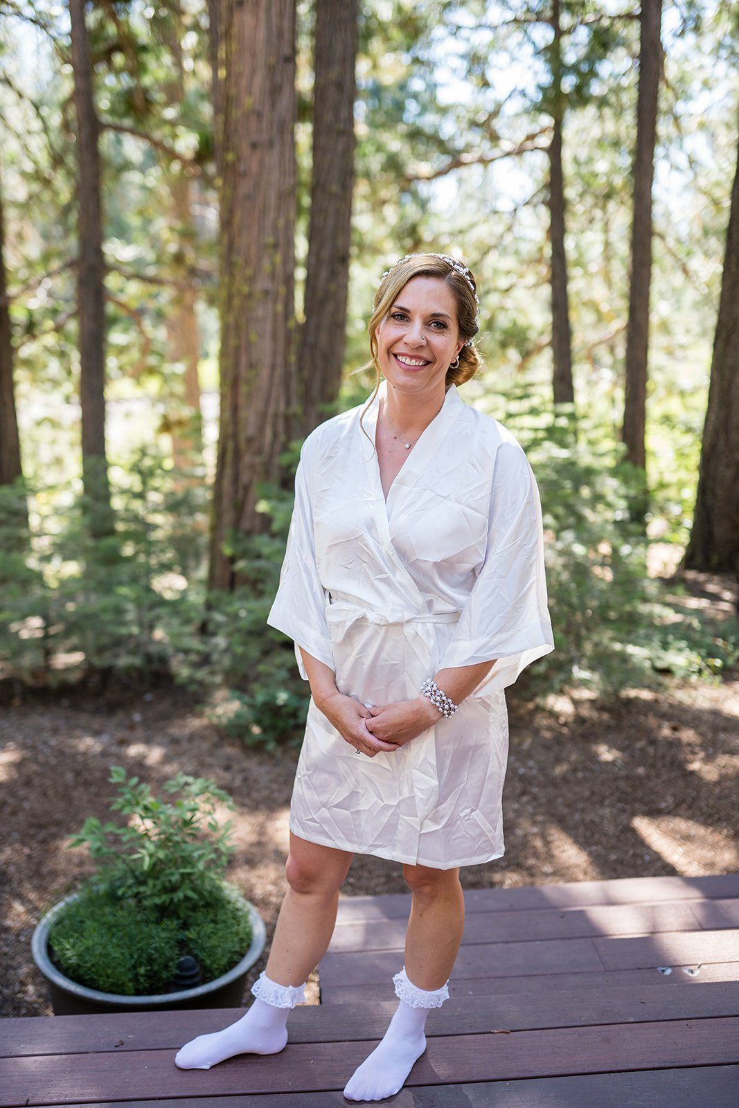 mountain wedding at twenty mile house, Getting Ready for a Mountain Wedding at Twenty Mile House