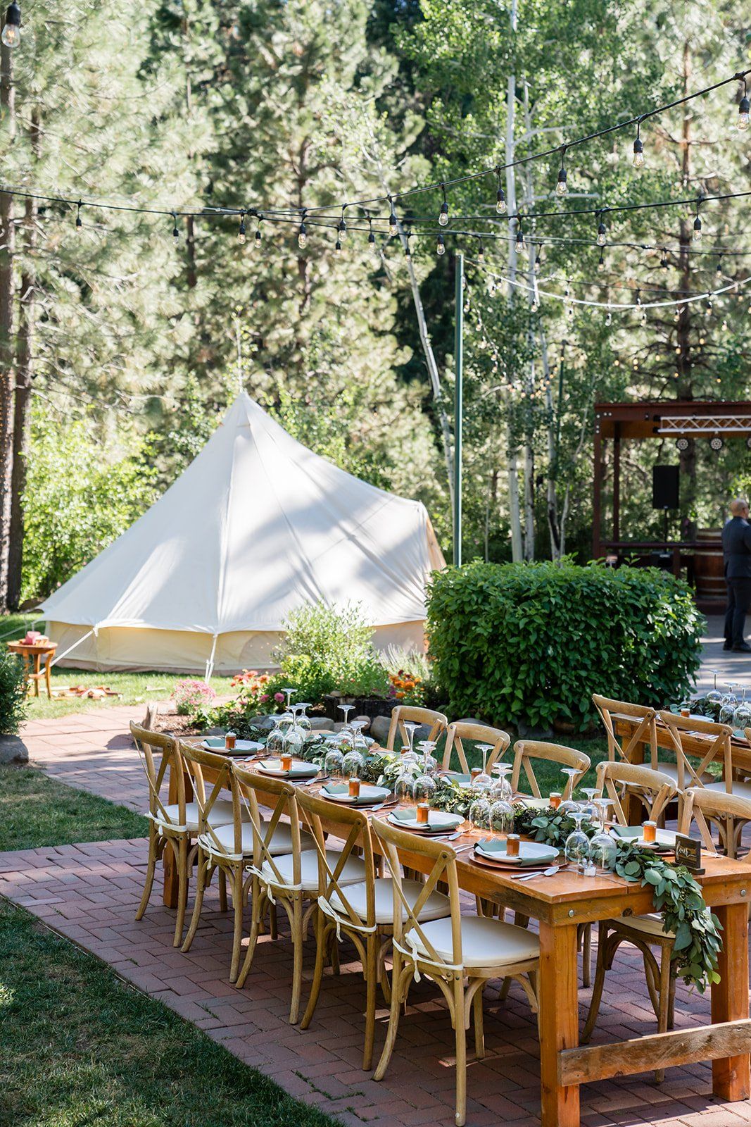 mountain wedding at twenty mile house, Dinner and Dancing on the Estate