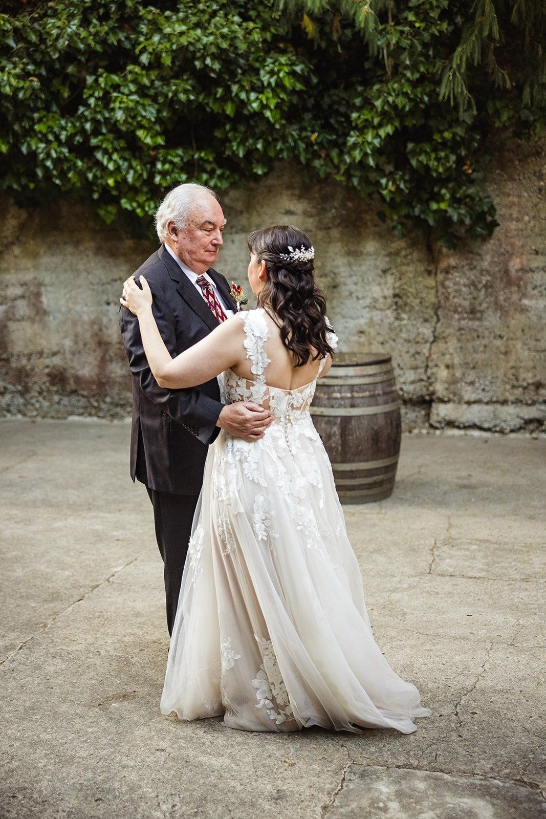 redwoods barn wedding at sand rock farm, Dinner Under the Ivy, Then the Barn