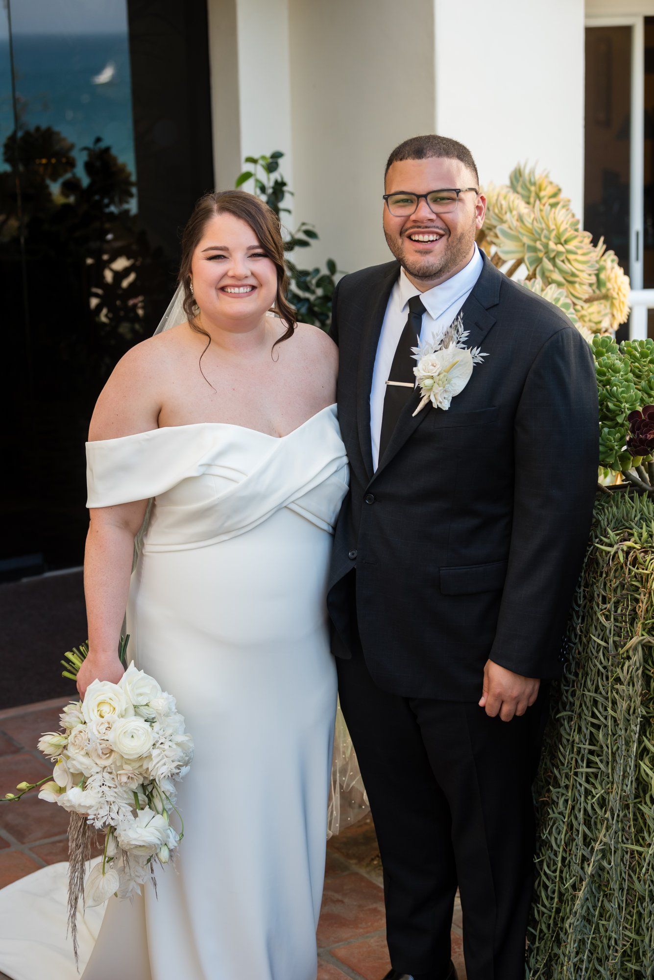 oceanfront inn micro wedding at The Inn at Laguna Beach, Oceanfront Portraits on the Bluff