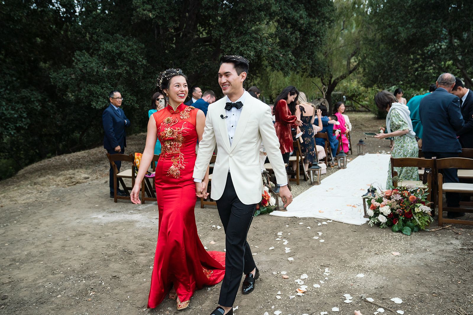 private ranch wedding in nicasio, Family Photos Across the Nicasio Ranch