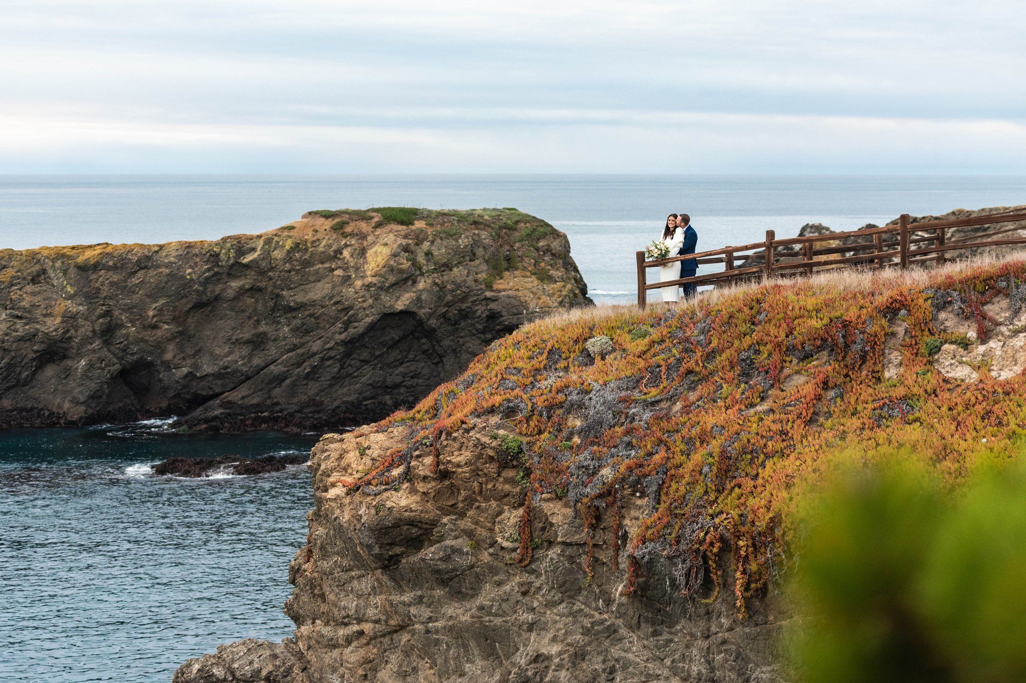 oceanfront resort micro wedding at heritage house, Portraits Along the Heritage House Bluffs