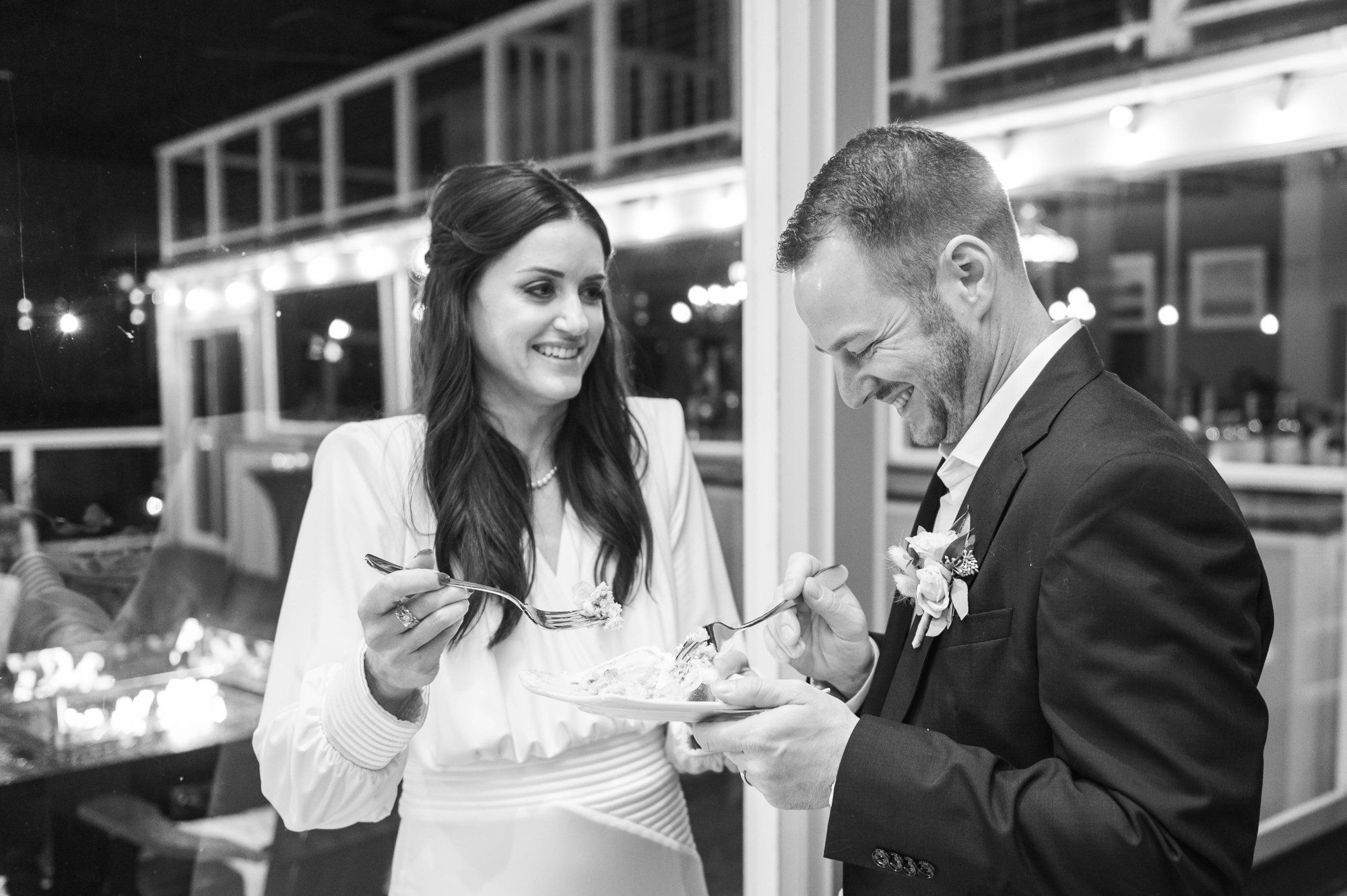 oceanfront resort micro wedding at heritage house, Dinner, Cake, and the First Dance