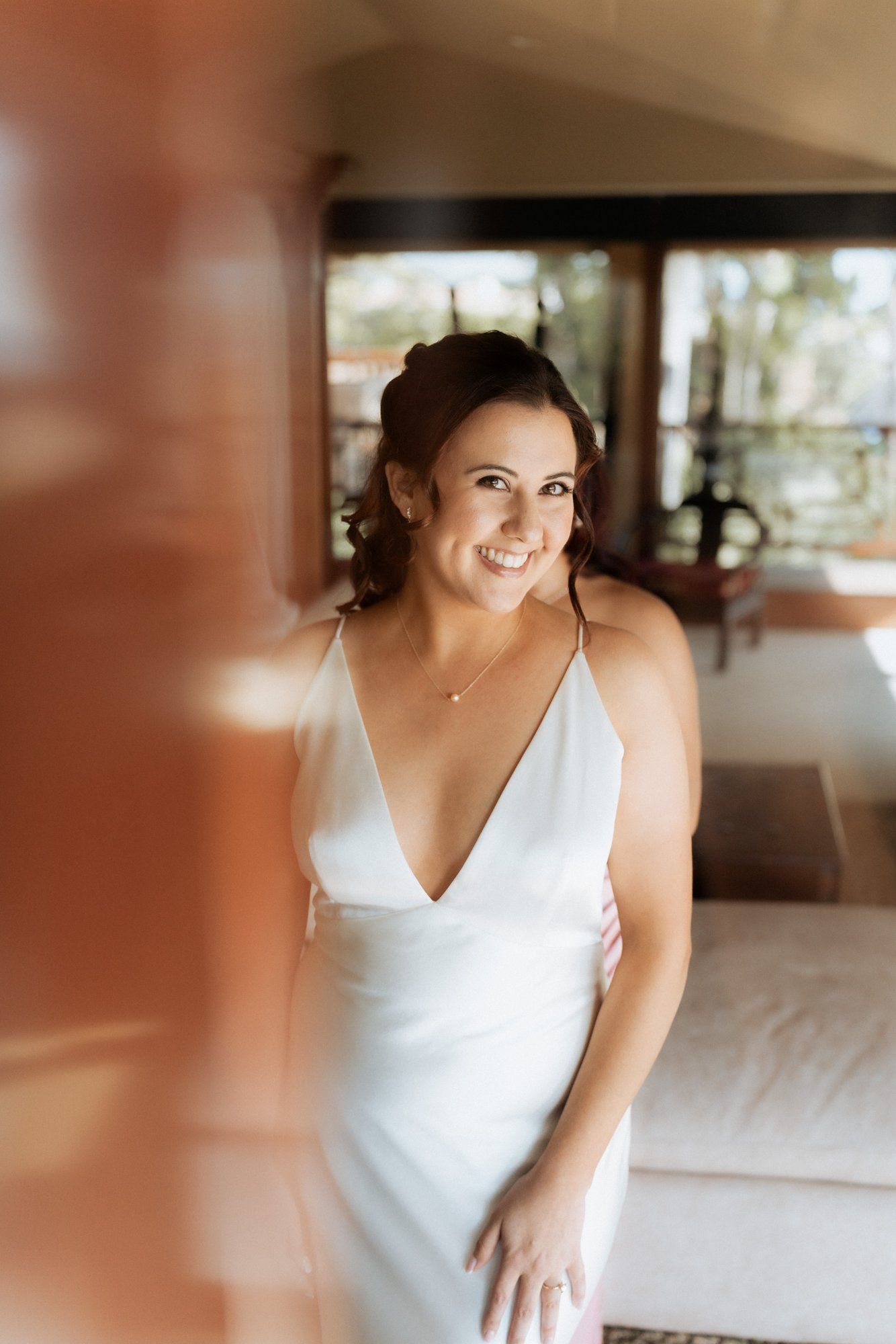 private cliffside residence wedding socal live painter, Portraits Above the Cove: This Coastal Private-Residence Wedding on Film