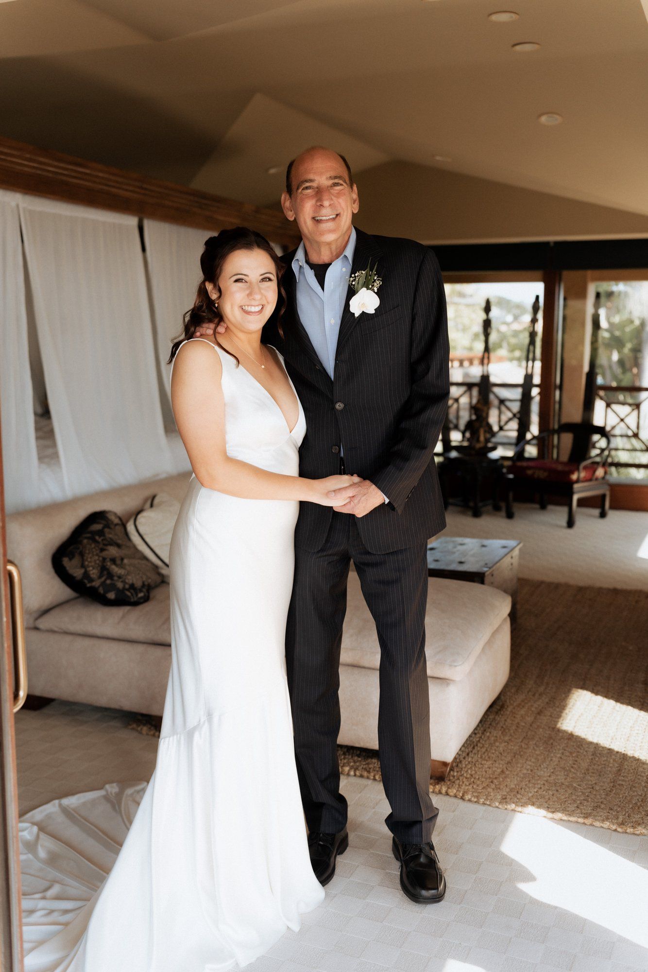 private cliffside residence wedding socal live painter, Portraits Above the Cove: This Coastal Private-Residence Wedding on Film
