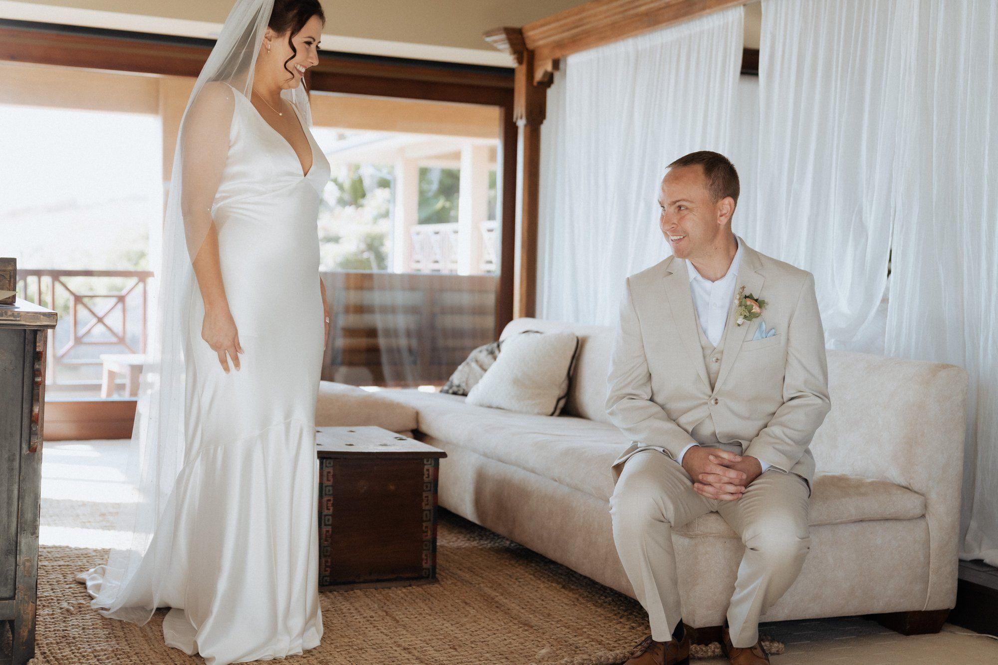 private cliffside residence wedding socal live painter, A Live-Wedding-Painting Ceremony in the Garden
