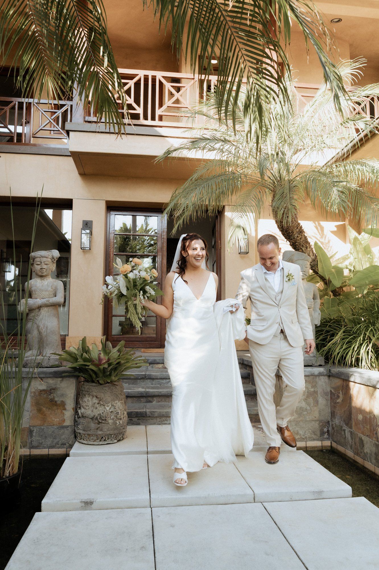private cliffside residence wedding socal live painter, Portraits Above the Cove: This Coastal Private-Residence Wedding on Film