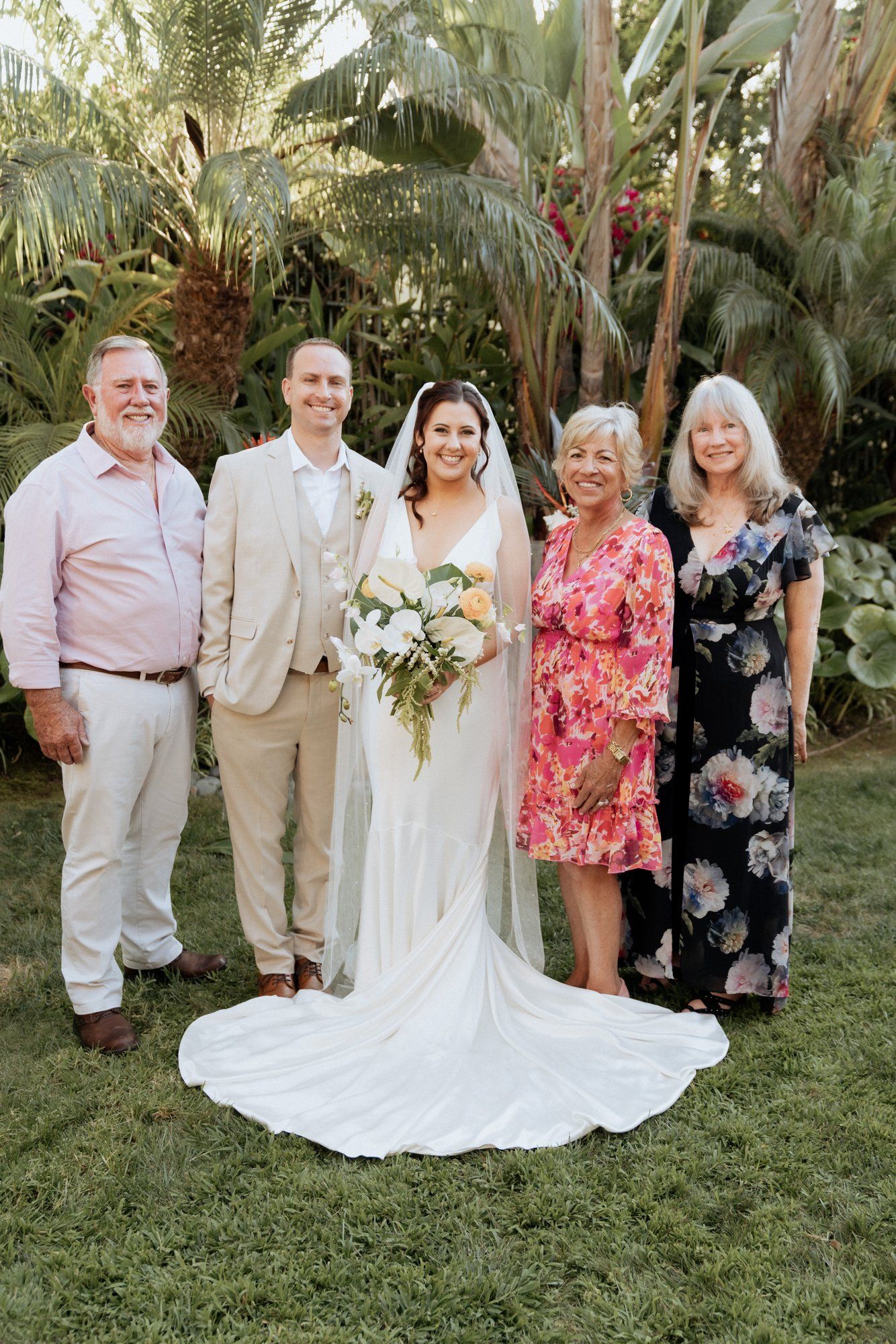 private cliffside residence wedding socal live painter, Portraits Above the Cove: This Coastal Private-Residence Wedding on Film