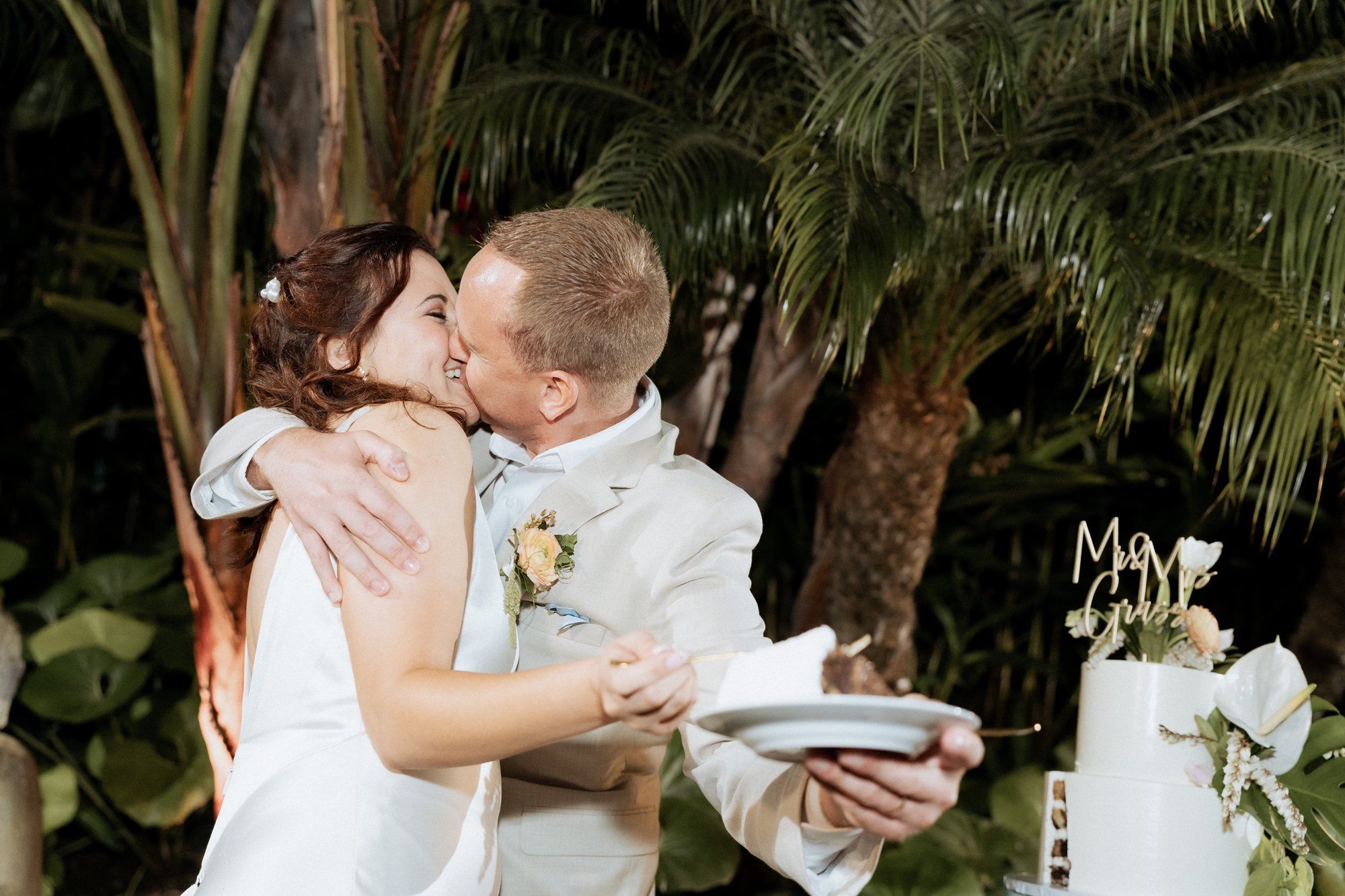 private hillside residence wedding in socal, Portraits Above the Cove and a Champagne Tower