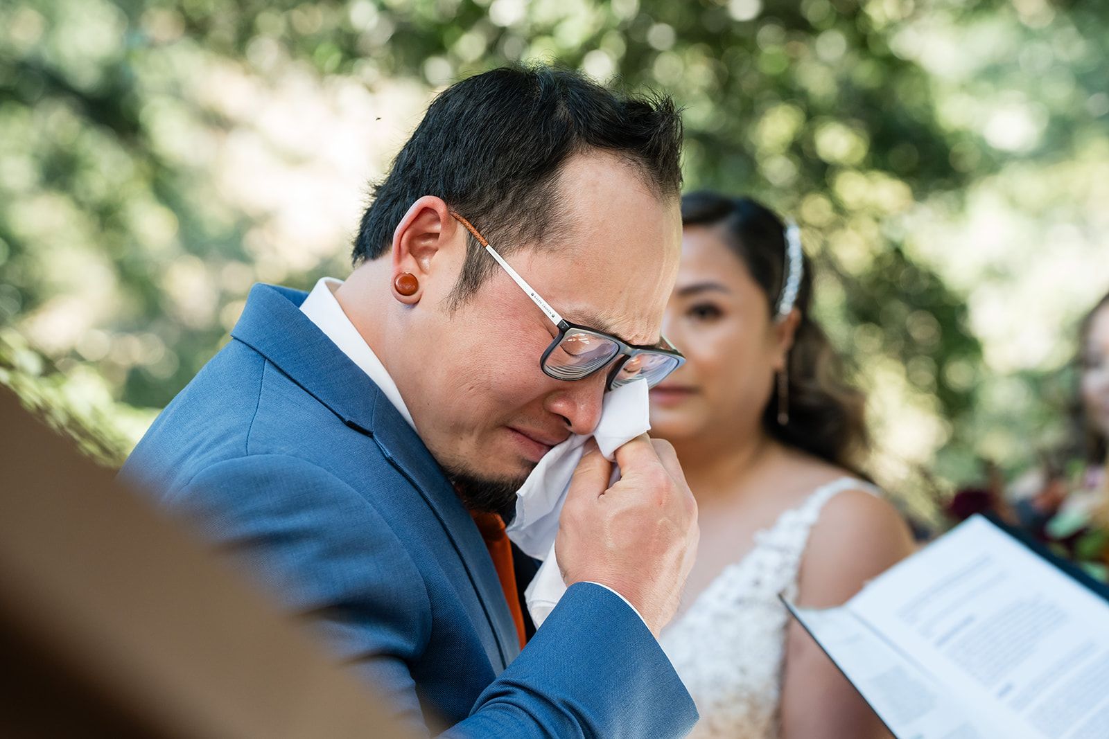 glen ellen wine-country wedding with an oyster bar, Getting Ready Apart at Songbird Parlour