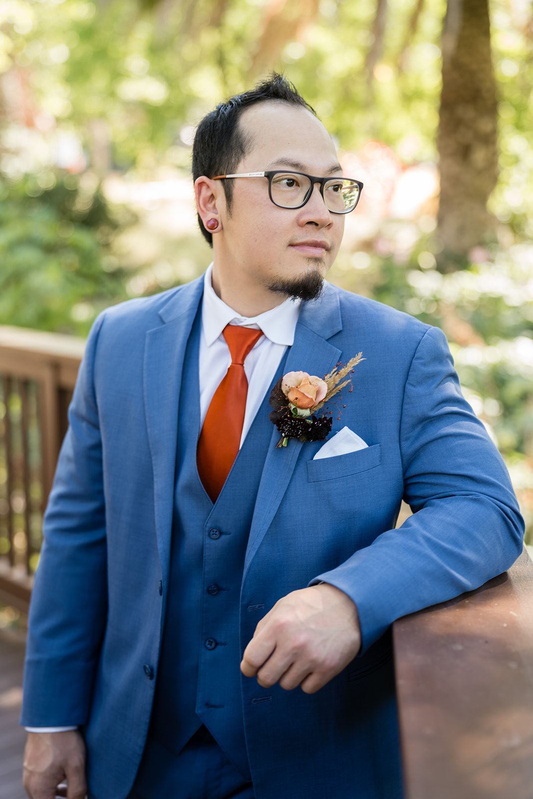 glen ellen wine-country wedding with an oyster bar, Portraits and an Open Oyster Bar