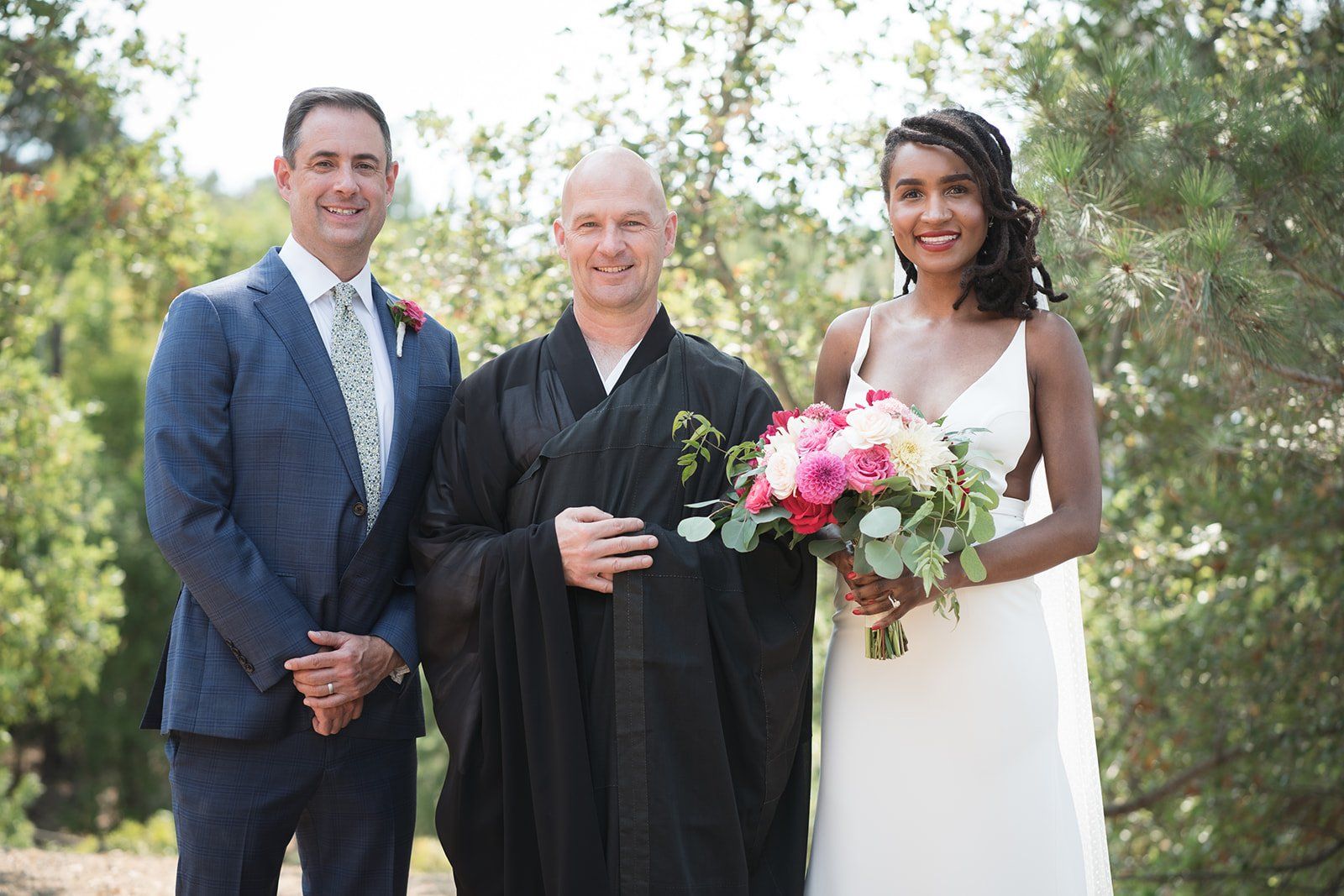 midcentury modern micro wedding at case study house #26, A Midcentury Modern Ceremony on the Balcony