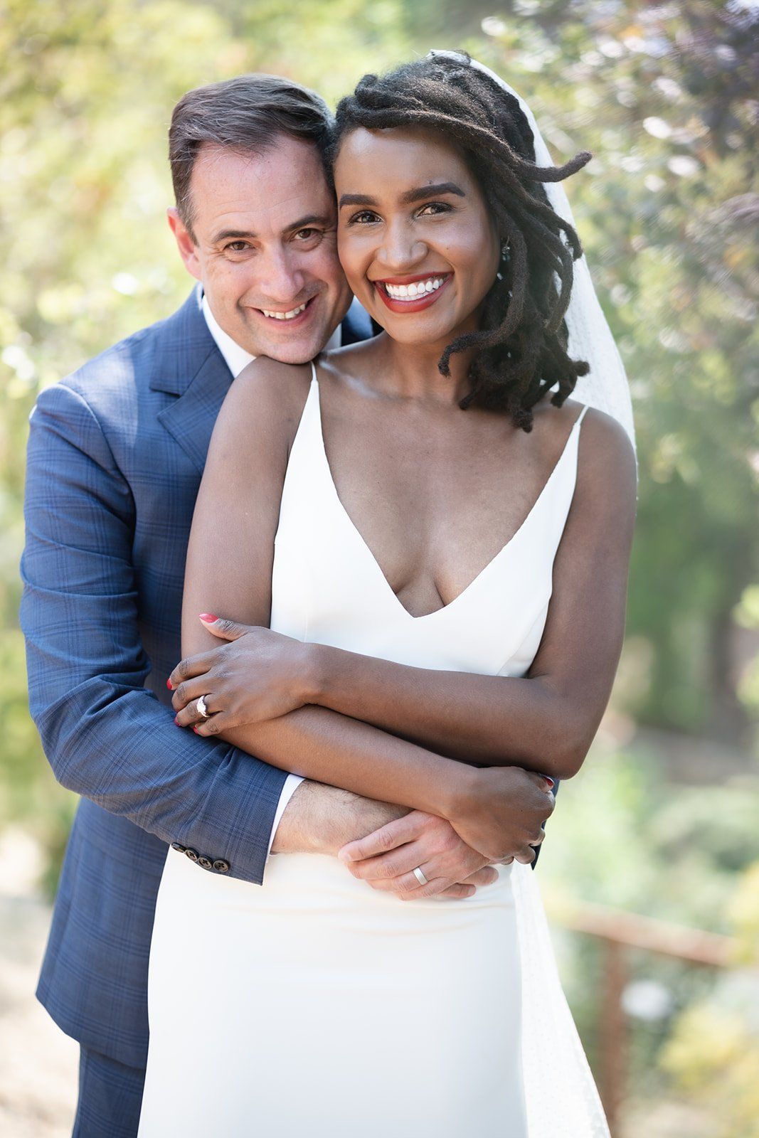 midcentury modern micro wedding at case study house 26, Portraits Inside a Landmark