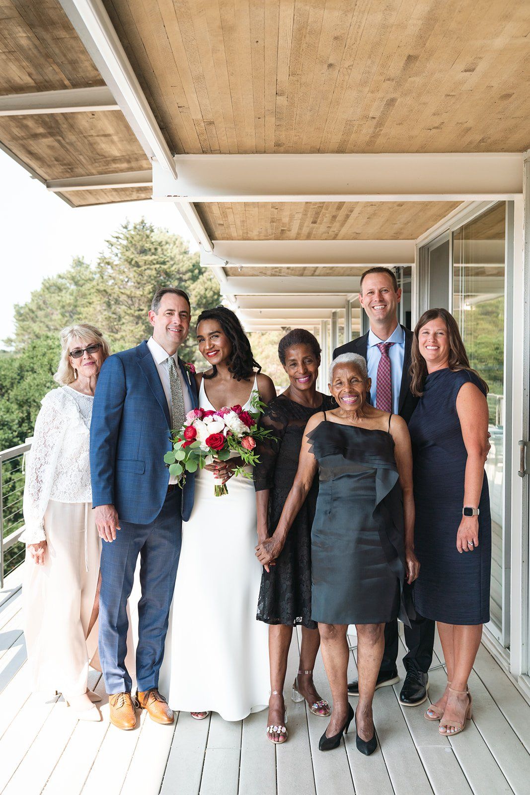 midcentury modern micro wedding at case study house 26, Portraits Inside a Landmark