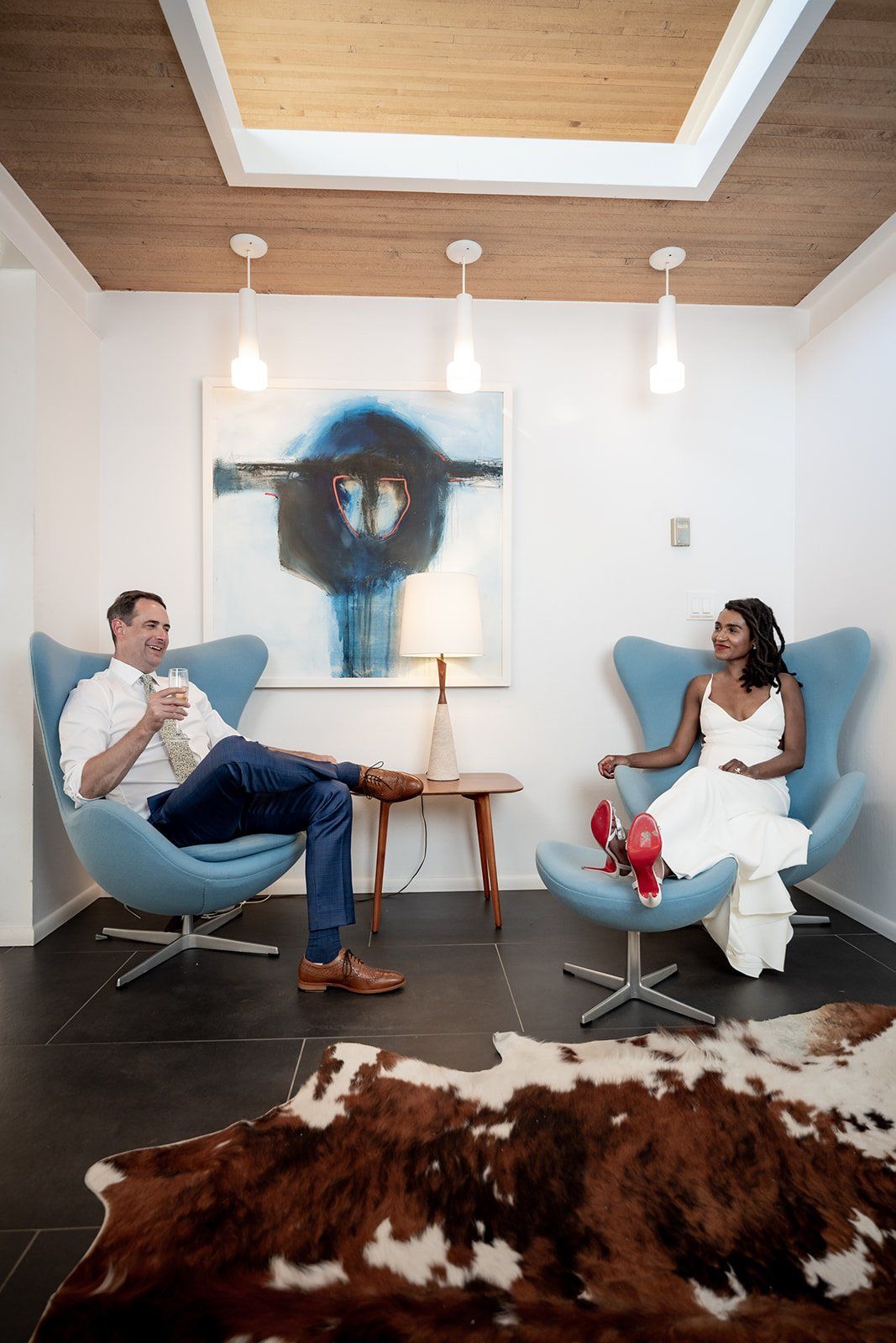 midcentury modern micro wedding at case study house #26, Portraits Inside the Case Study House #26 Landmark