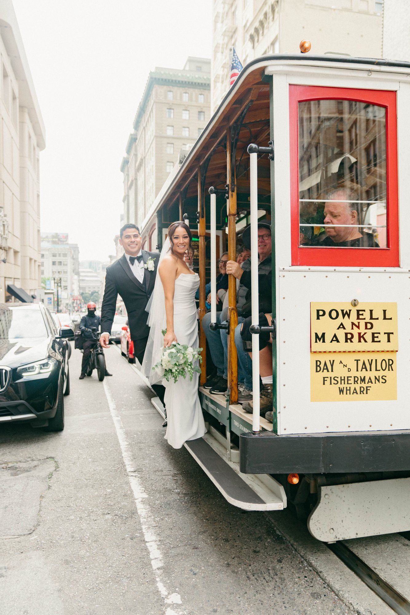 classic city hall micro wedding, grand staircase, Portraits Under the Dome