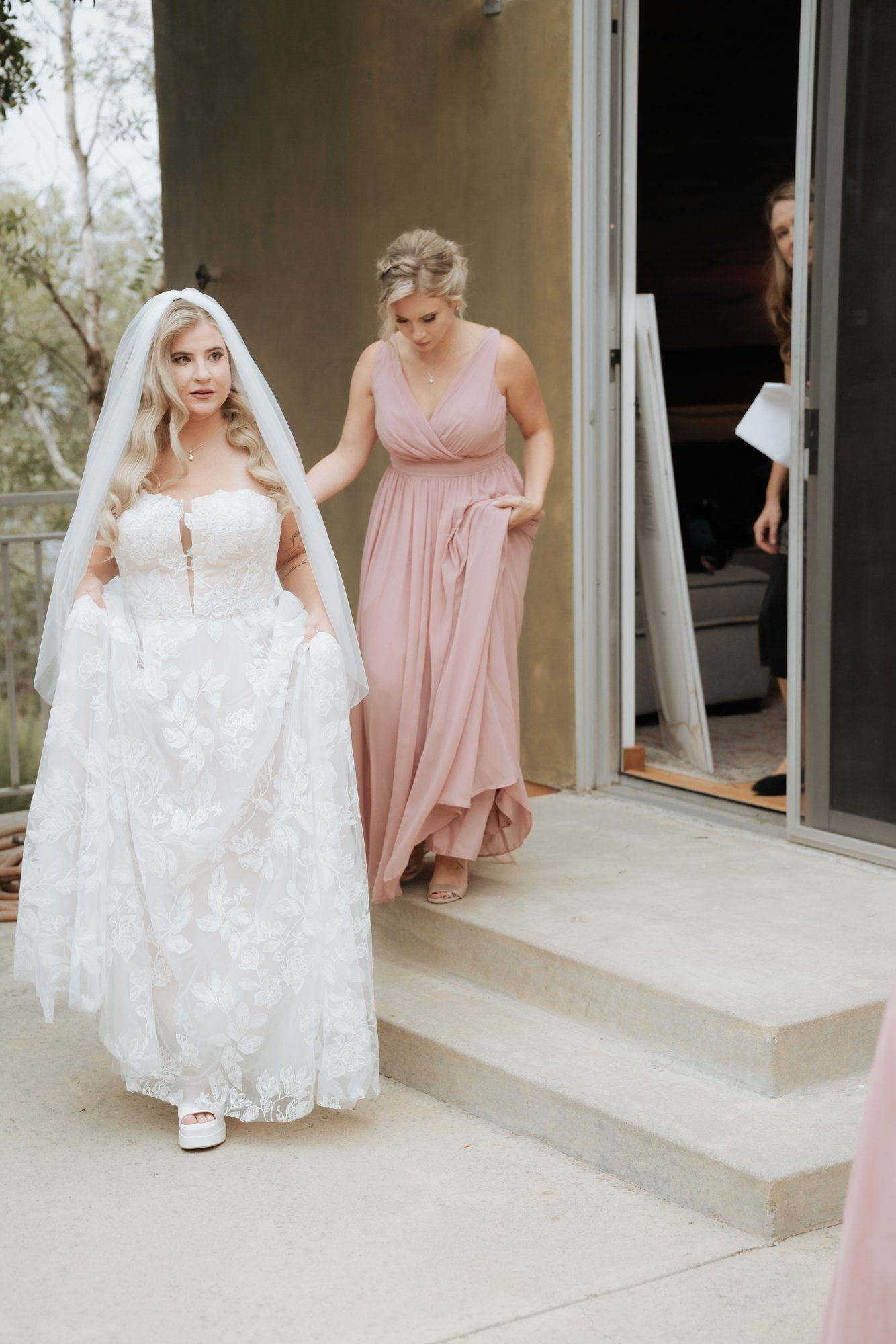 private cliffside residence wedding, malibu, An Ocean-View Ceremony at the Cliffside Residence in Malibu