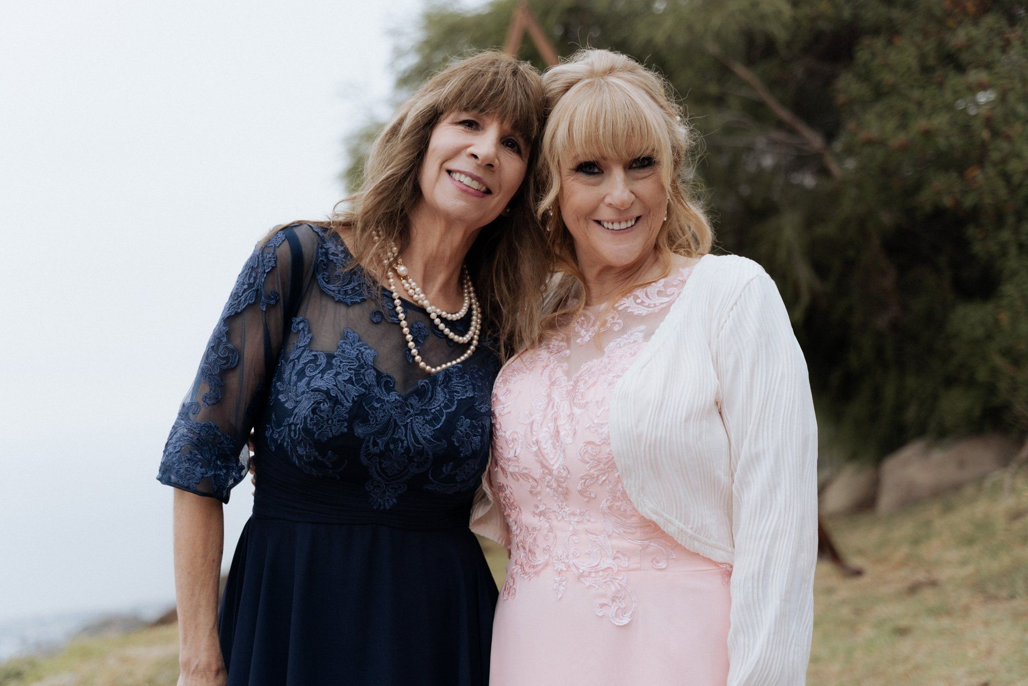 private cliffside residence wedding, malibu, Portraits Along the Coast at Sunset