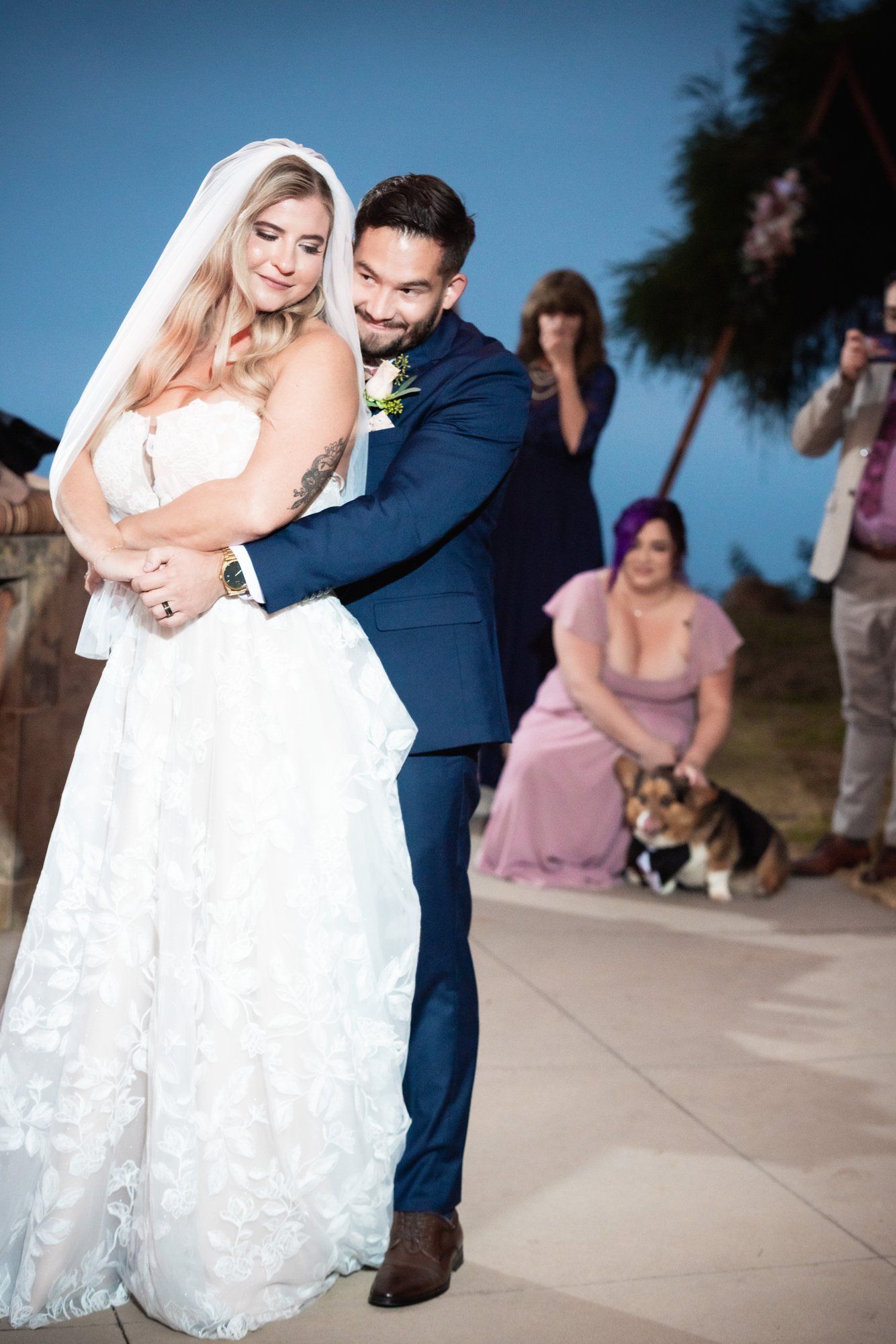 private cliffside residence wedding, malibu, Dinner, Dances, and the Cake by the Pool