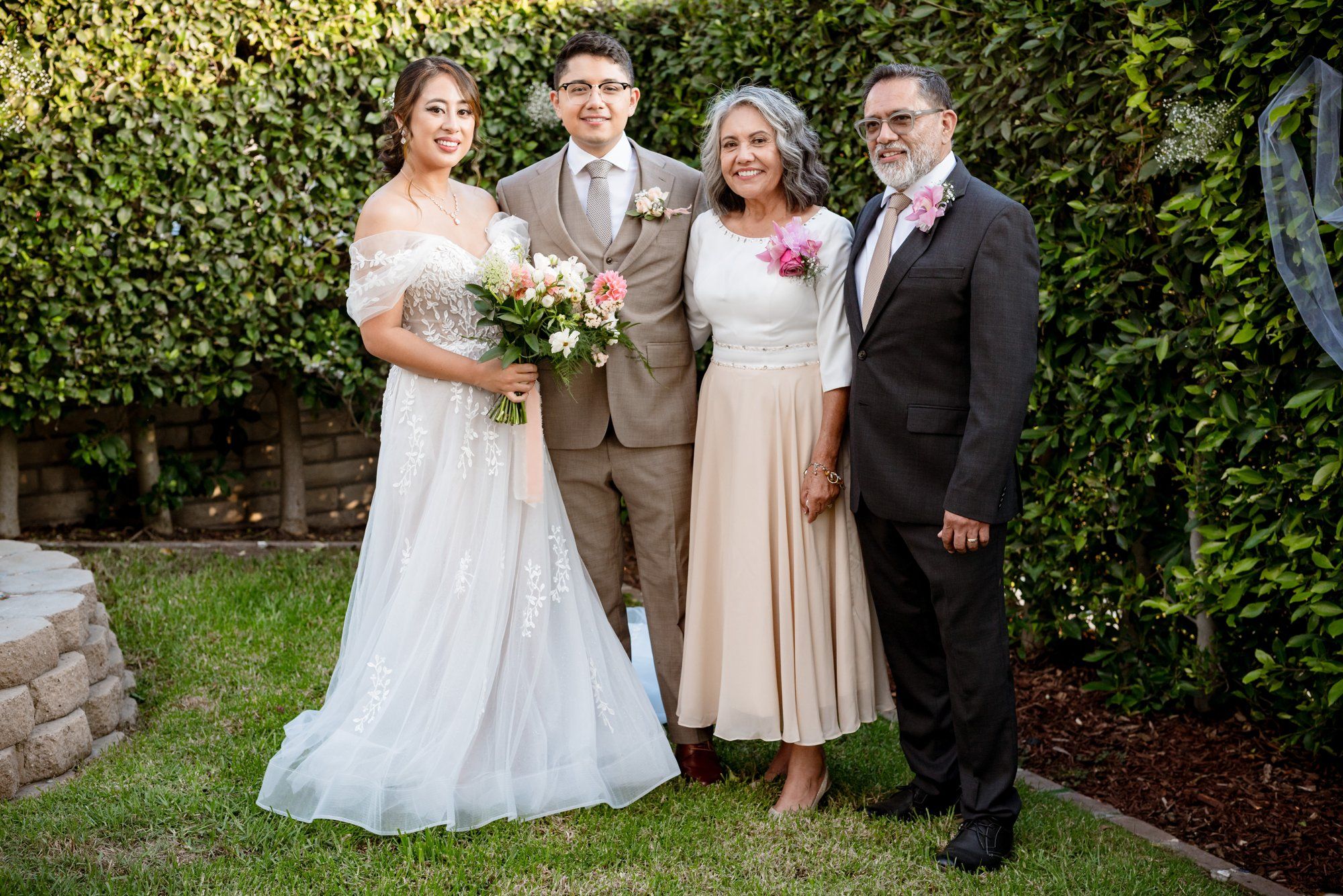 villa micro wedding at Villa Francesca, Sunset Portraits at La Jolla Cove