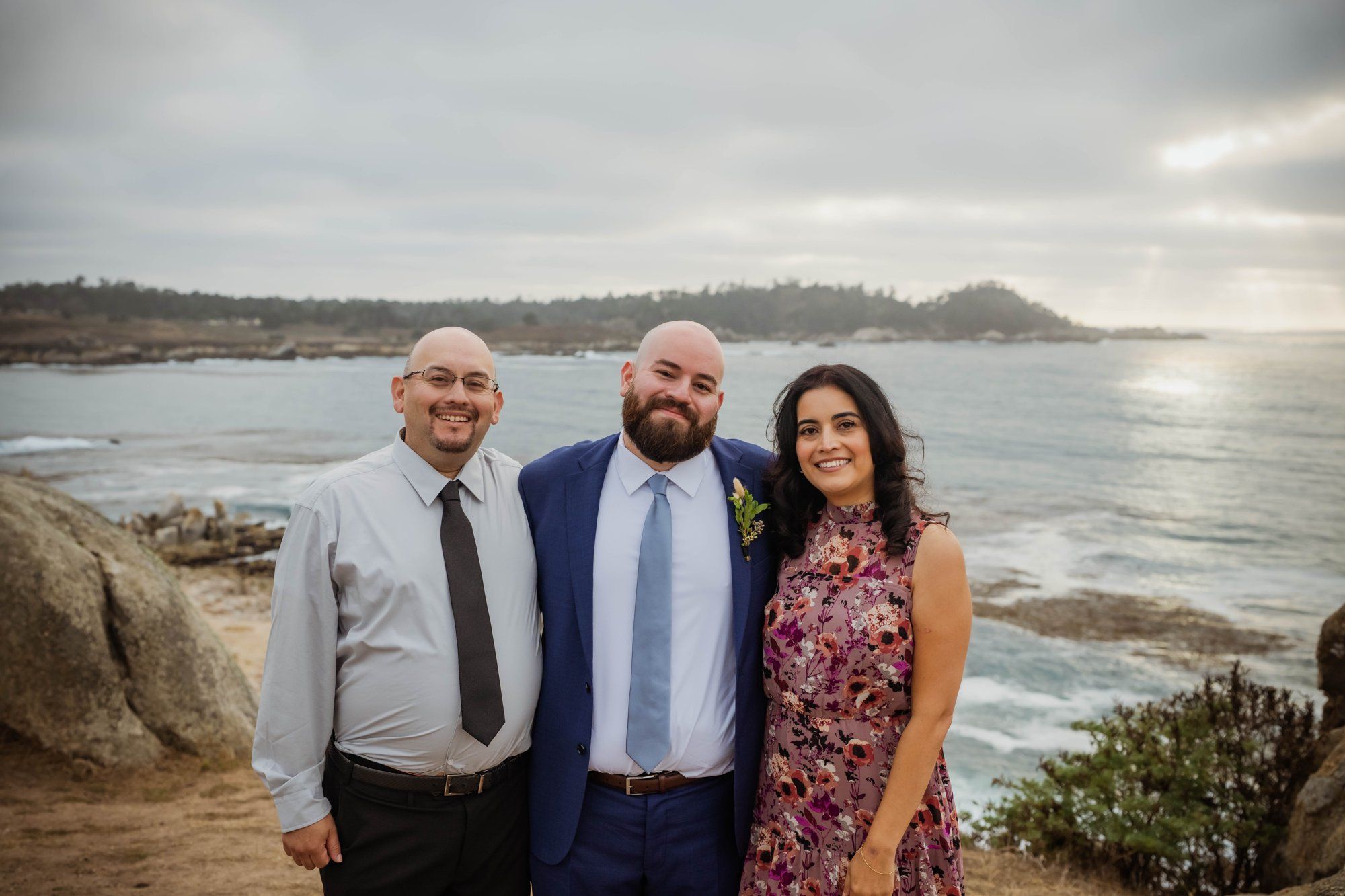 carmel wedding rock cliffside elopement, Portraits on the Carmel Coast Cliffs
