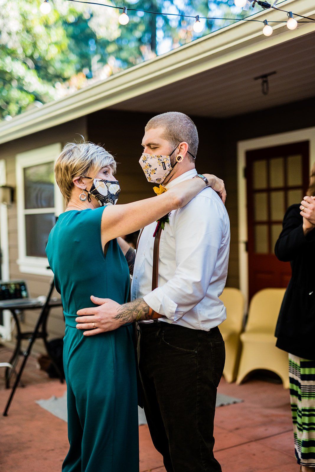 oakland backyard micro wedding, Portraits in the Park