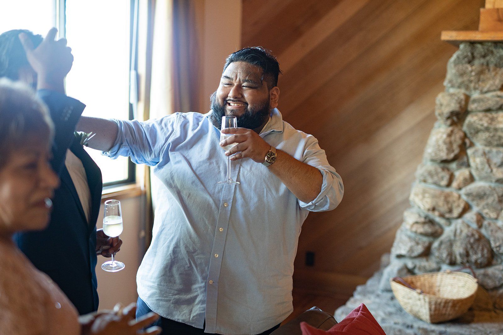 destination vineyard minimony planned from iowa cline 8 guests, Eight People Who Made the Trip