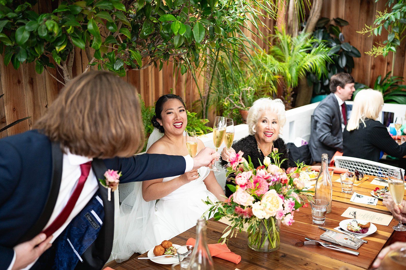 restaurant micro wedding at fable, sf, Portraits Under the Rotunda