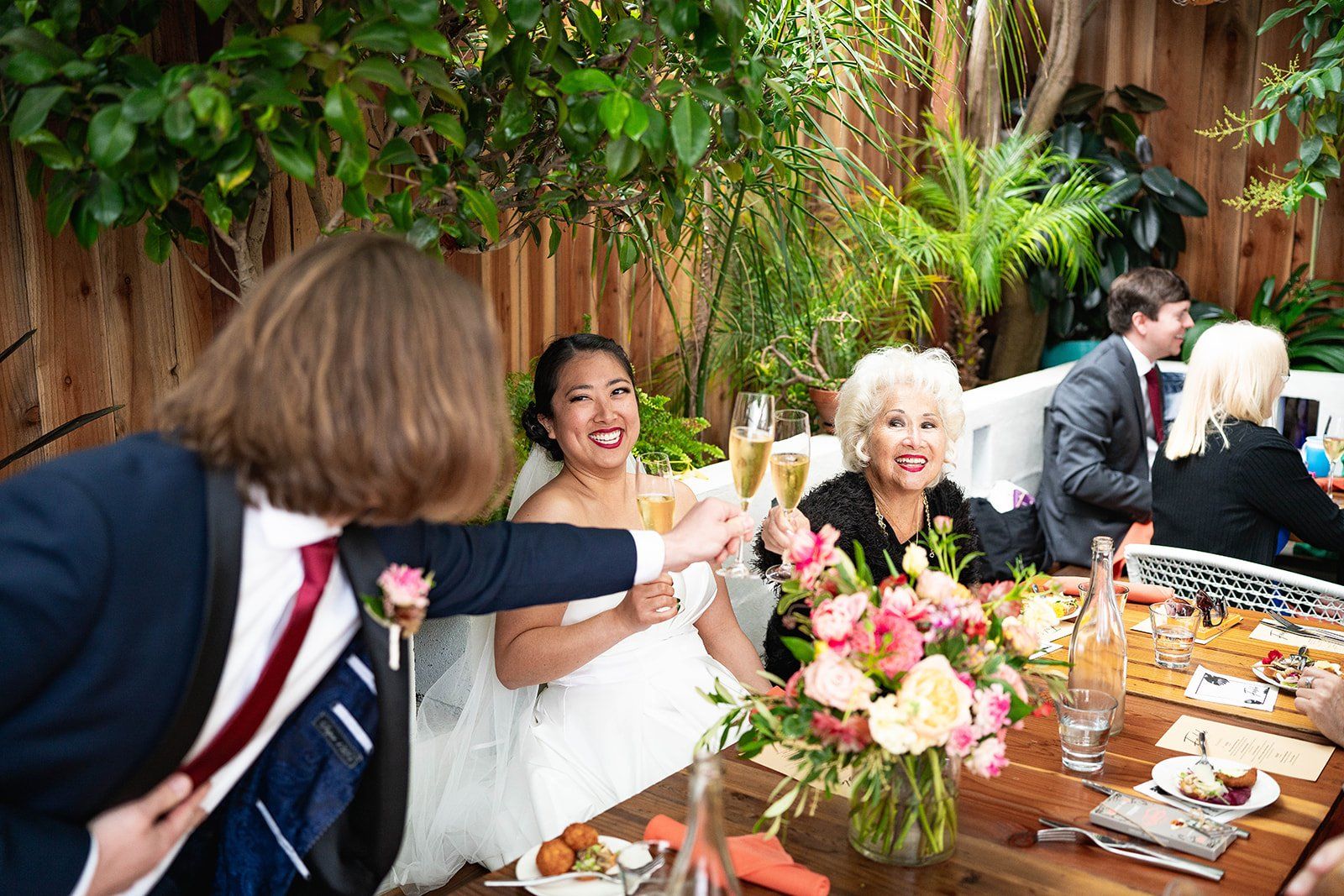 restaurant micro wedding at fable, sf, Portraits Under the Rotunda