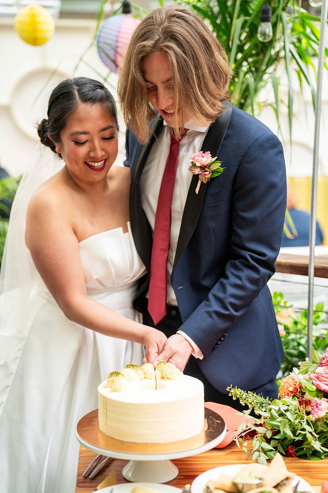 restaurant micro wedding at fable, sf, Portraits Under the Rotunda