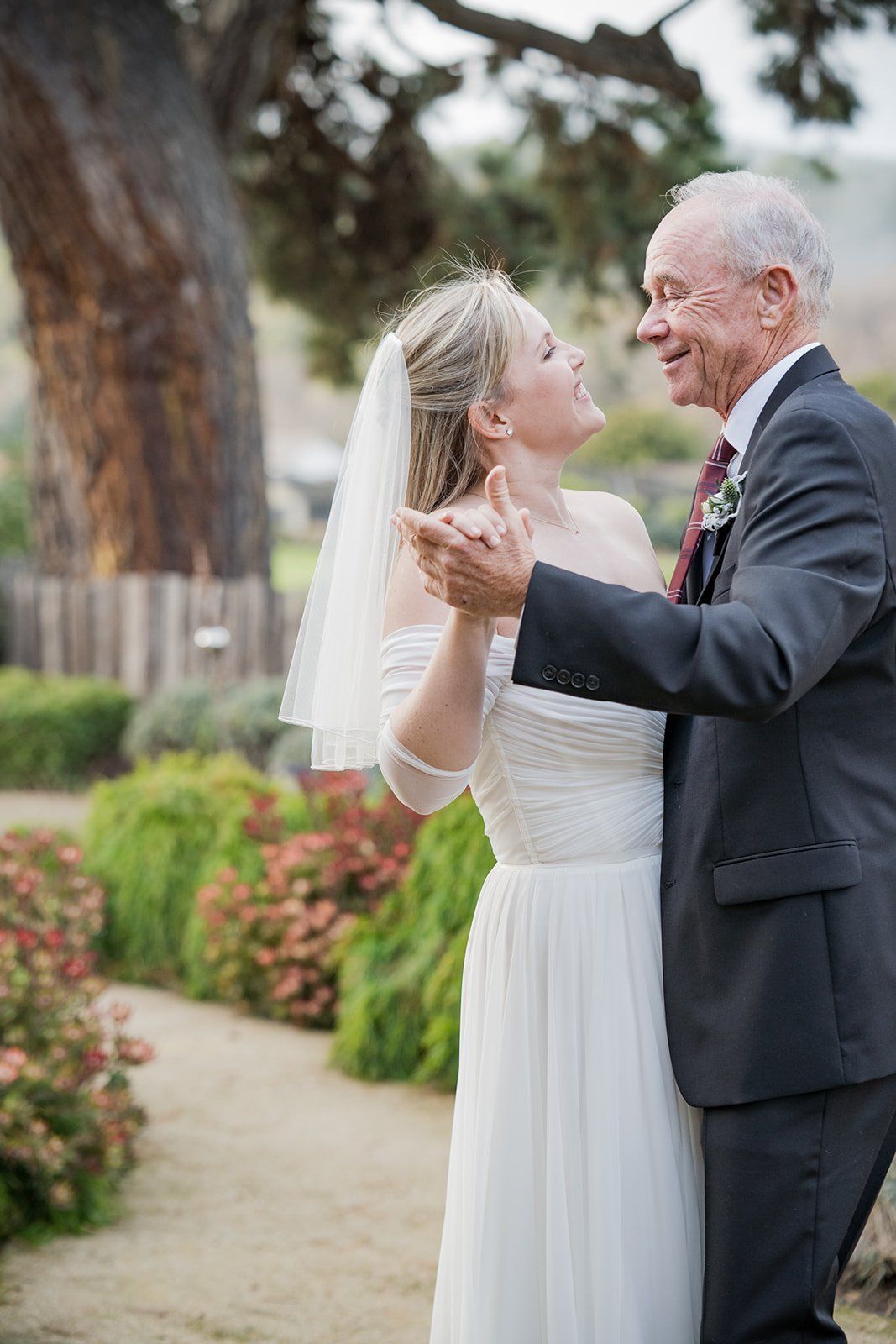 intimate carmel wedding at tehama golf club, A Tented Dinner as the Rain Came Down