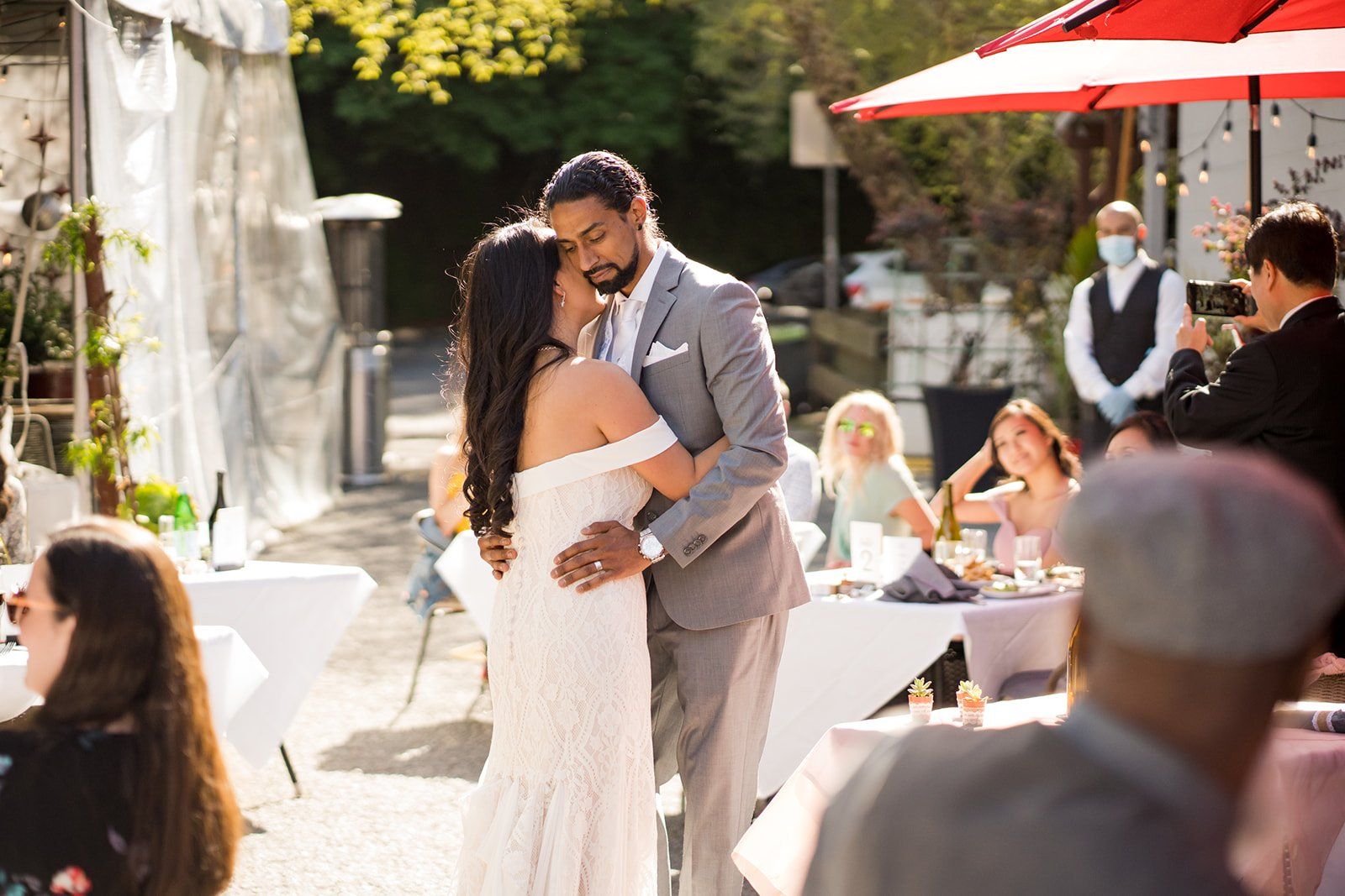 redwoods micro wedding at old mill park, Dinner at Gravity Tavern