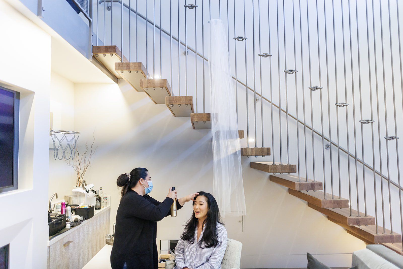 modern boutique-hotel micro wedding at r inn napa, Getting Ready at R Inn Napa
