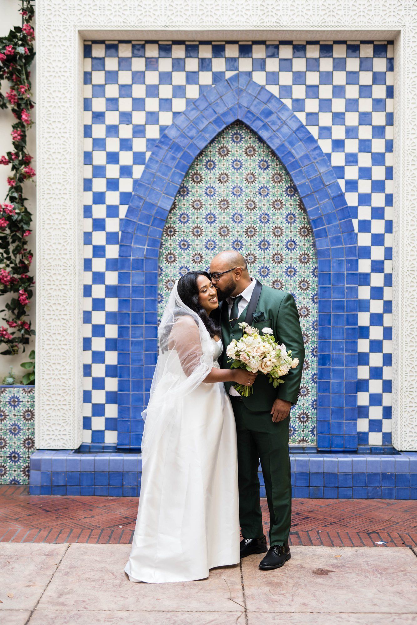 classic santa barbara courthouse micro wedding, Family Photos Under the Classic Santa Barbara Courthouse Arches