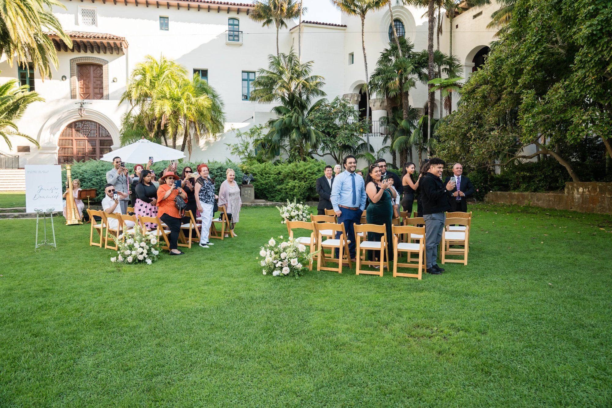 classic santa barbara courthouse micro wedding, A Spanish-Courthouse Elopement in the Sunken Gardens