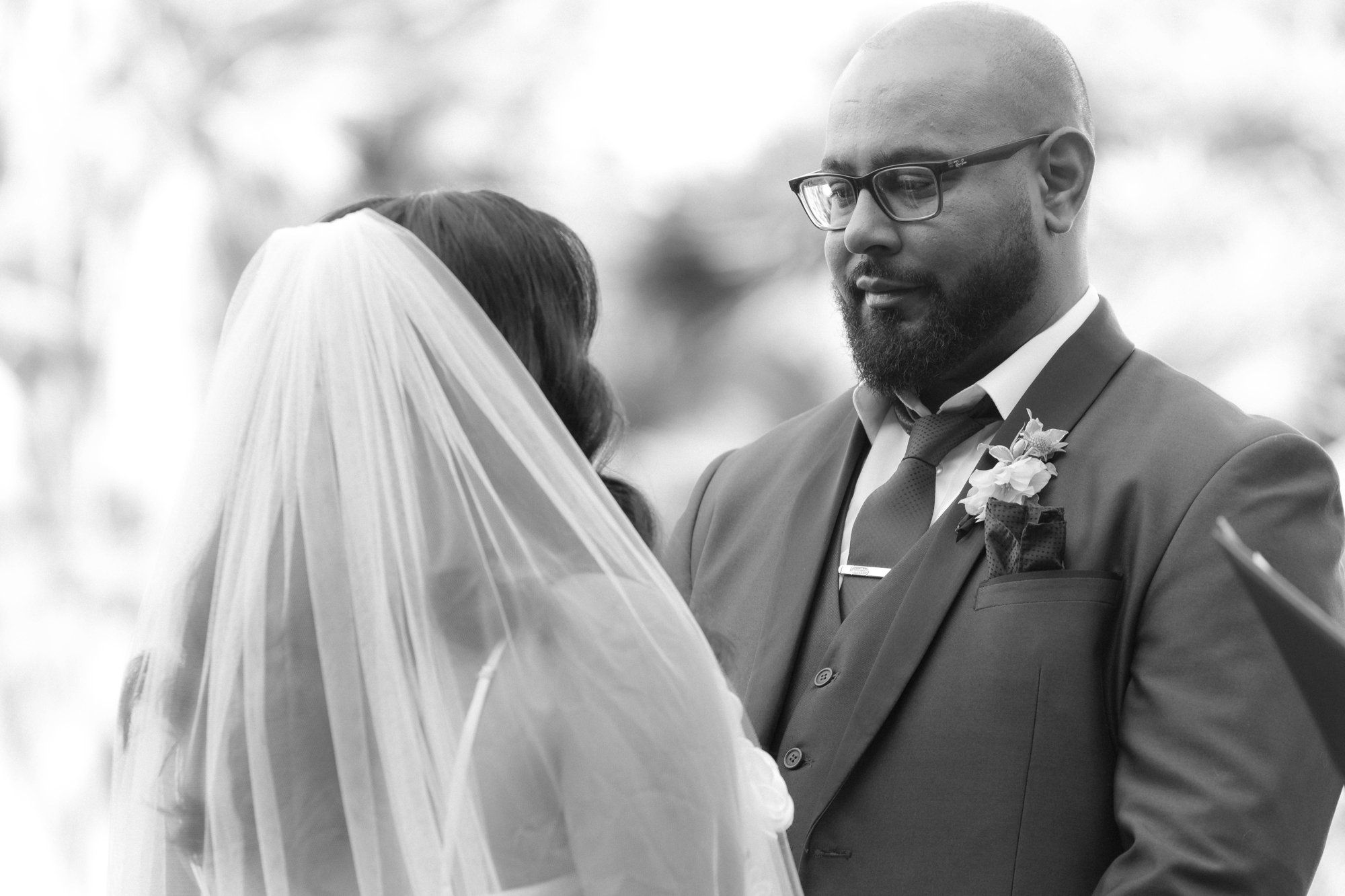 classic santa barbara courthouse micro wedding, Family Photos Under the Classic Santa Barbara Courthouse Arches