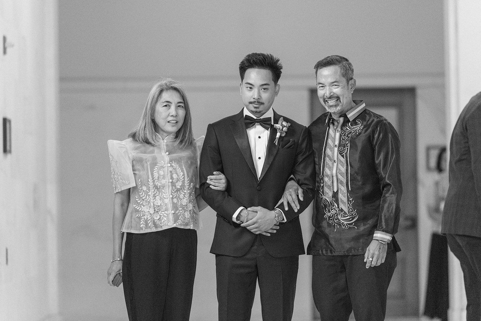 city hall ceremony + la mar peruvian waterfront reception (50 guests), Portraits on the Embarcadero