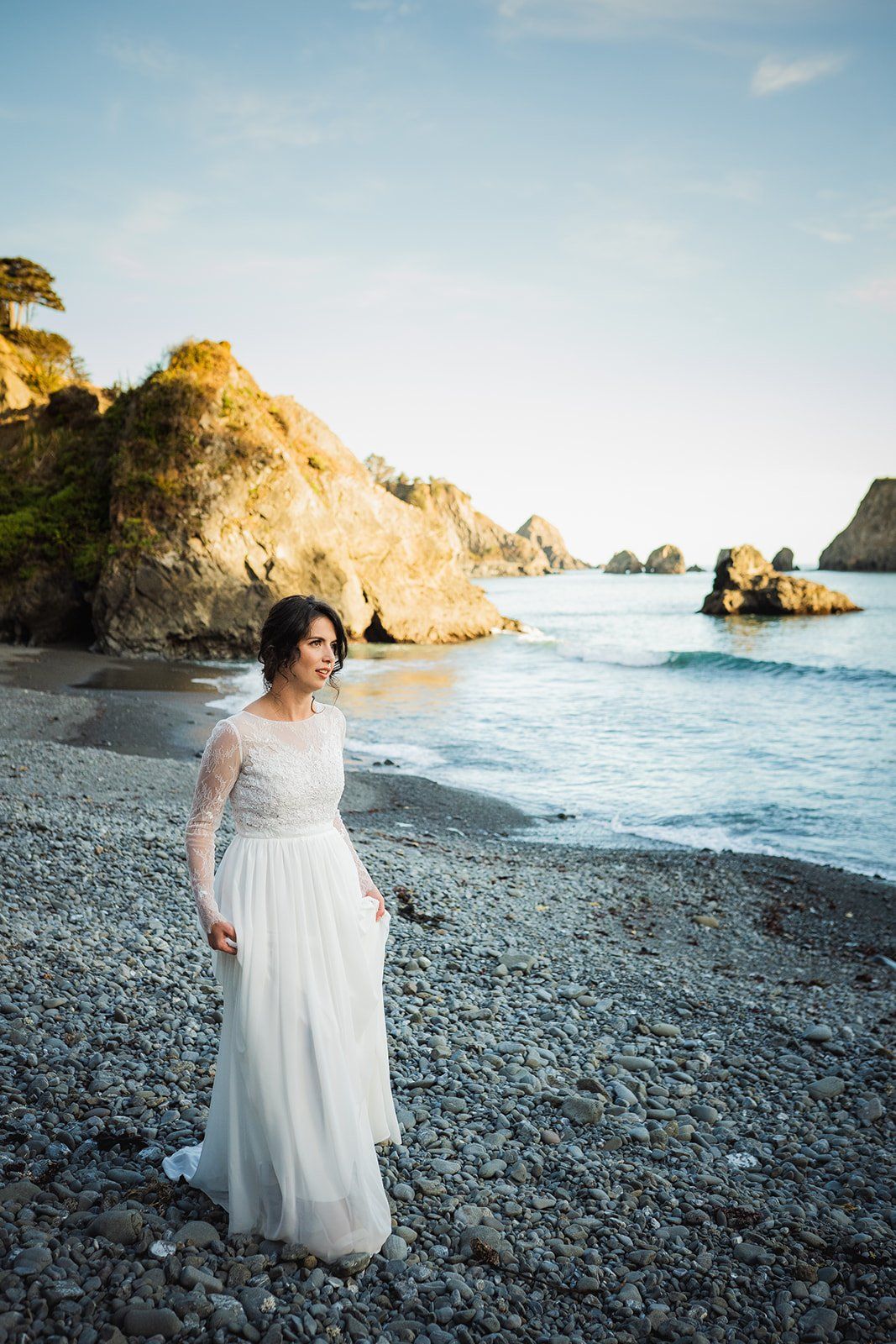two-grooms oceanfront inn minimony at harbor house mendocino, Family Photos on the Bluff at this Mendocino Oceanfront Wedding