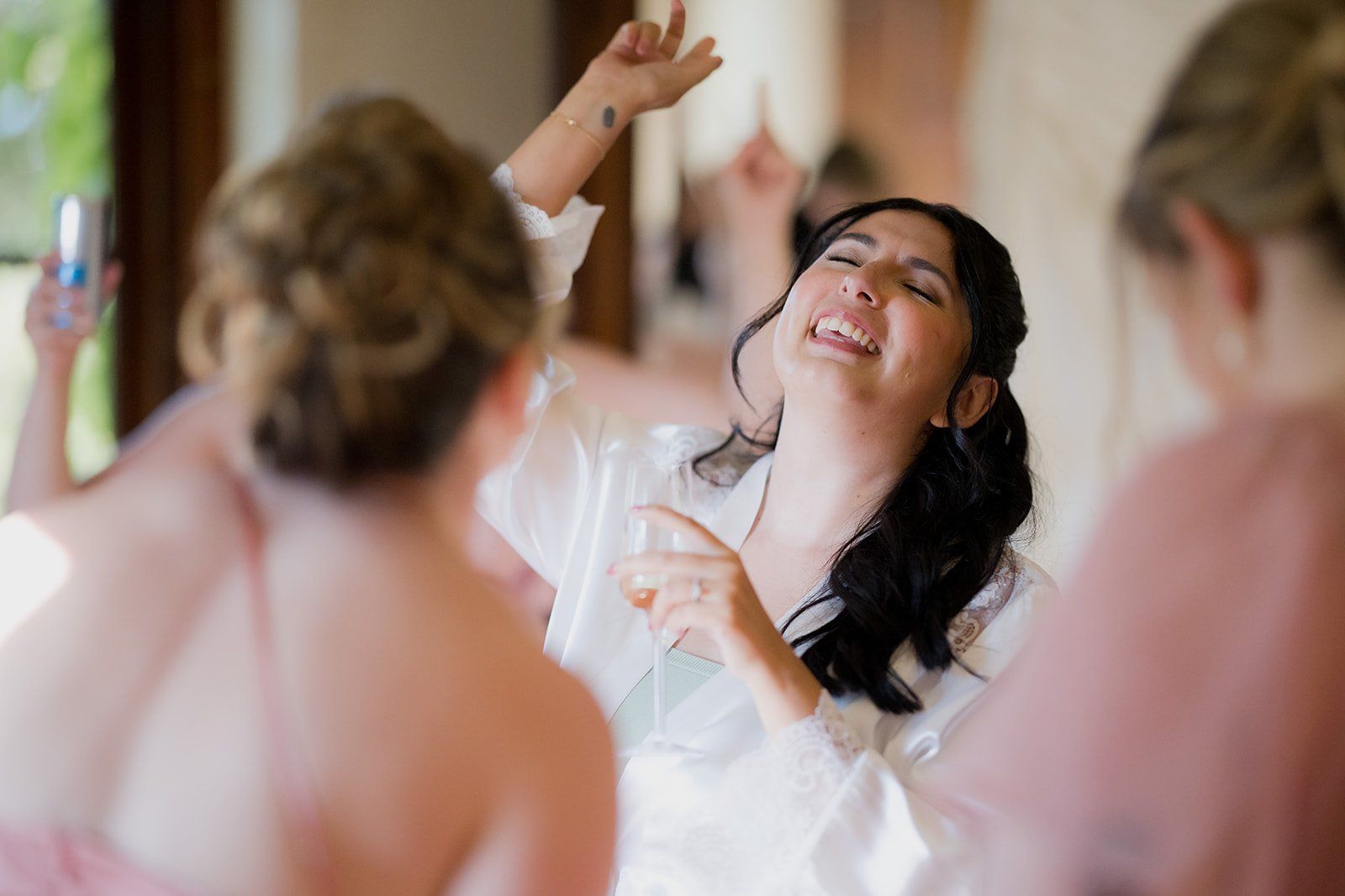 summer vineyard wedding at jacuzzi family vineyards, sonoma, Dinner in the Courtyard