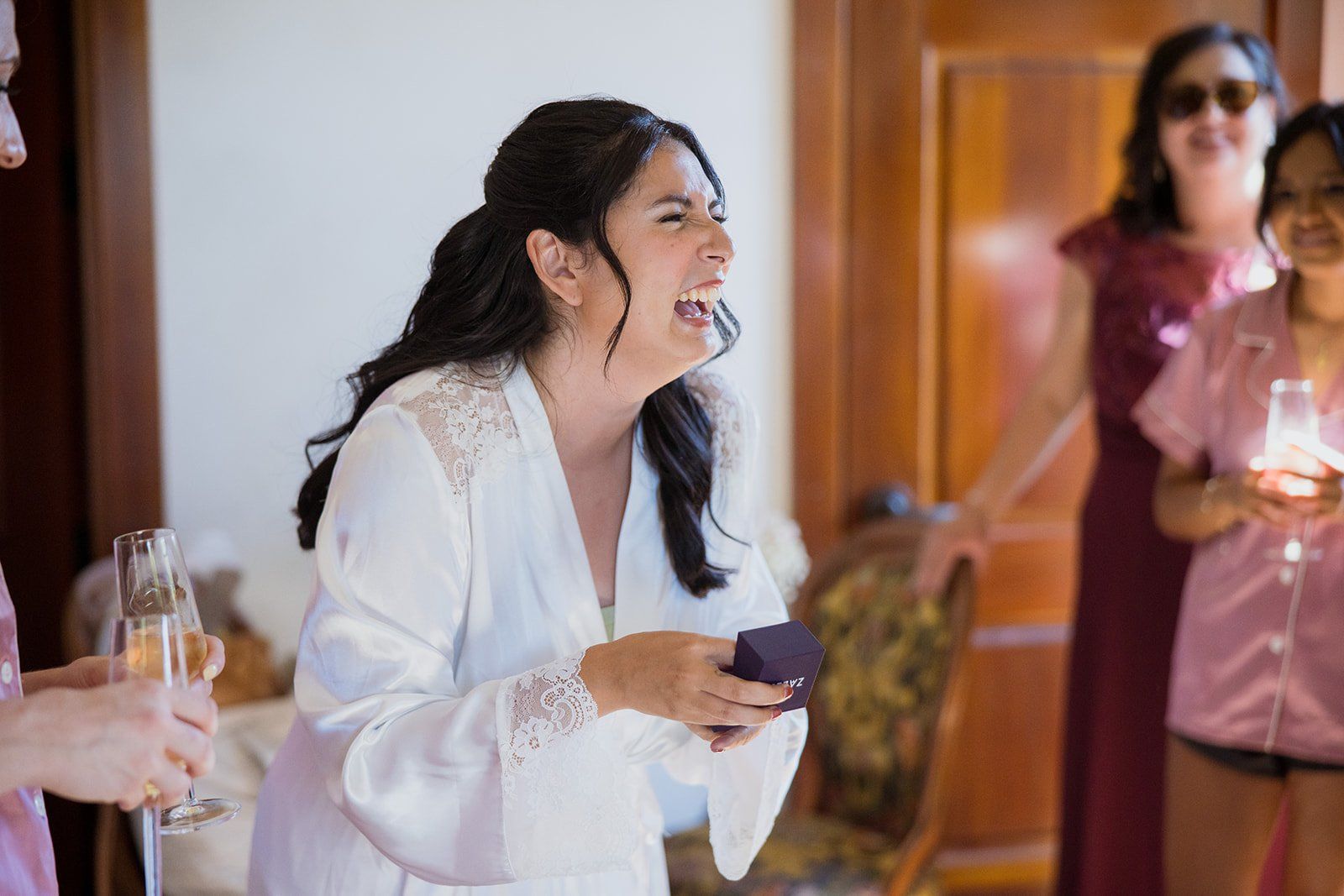 summer vineyard wedding at jacuzzi family vineyards, sonoma, Dinner in the Courtyard