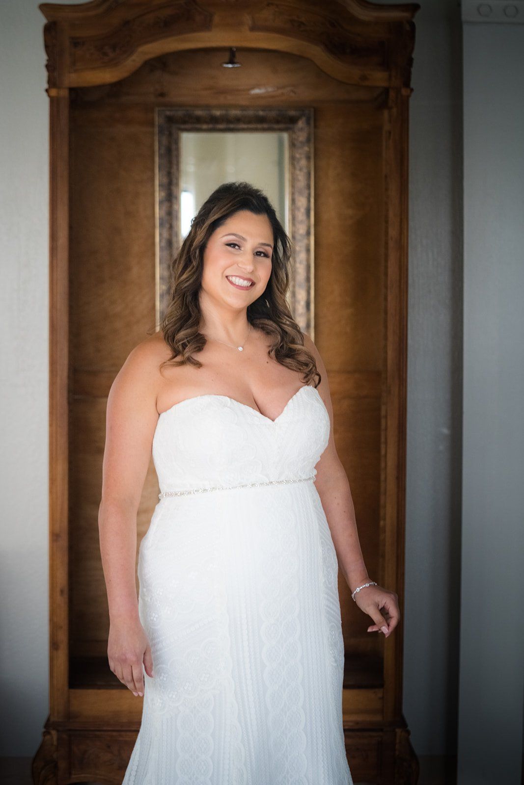 largest micro wedding at mavericks house half moon bay, Getting Ready at Mavericks House