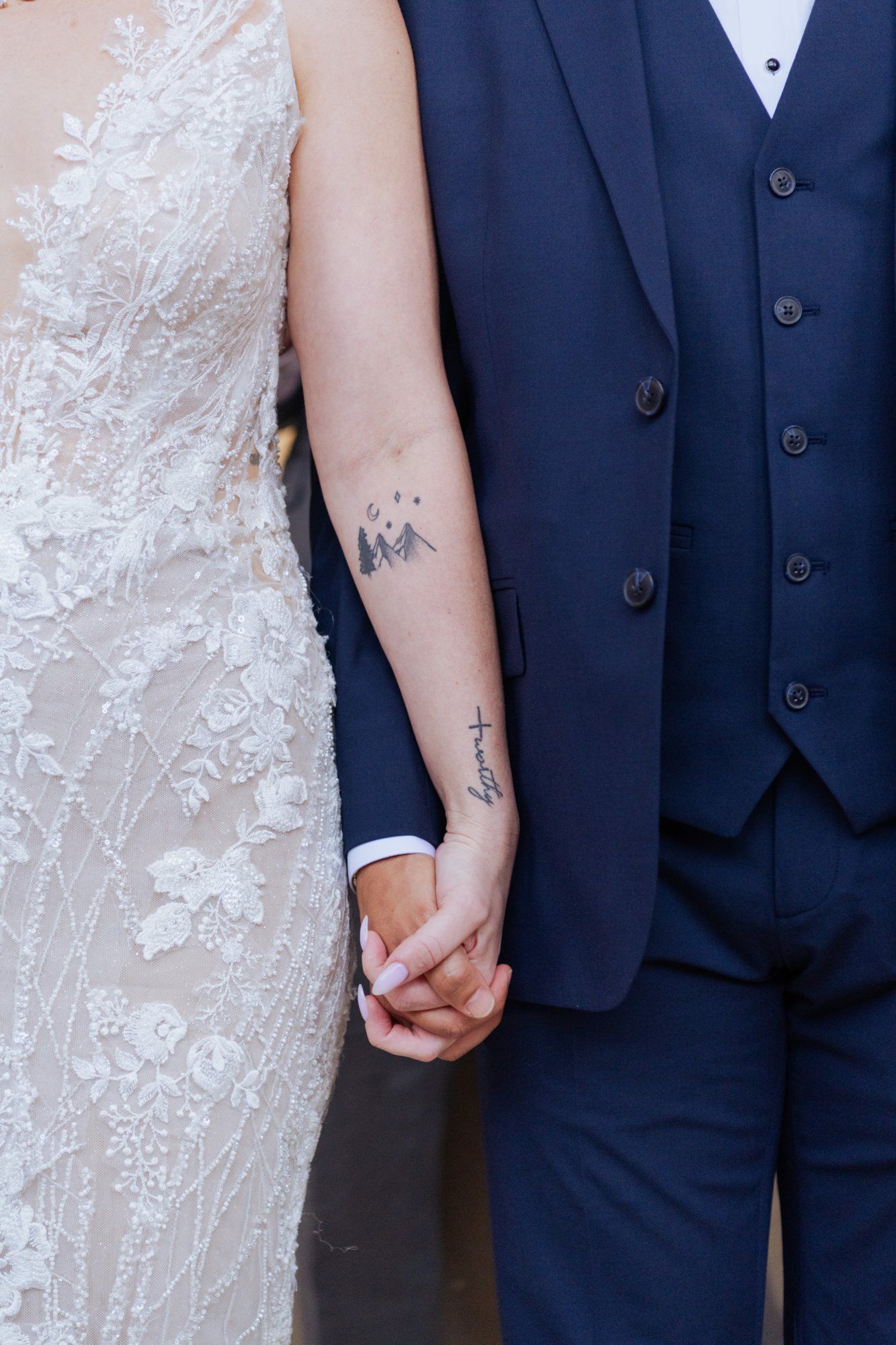 spring city hall micro wedding, Portraits on the Grand Staircase of San Francisco City Hall