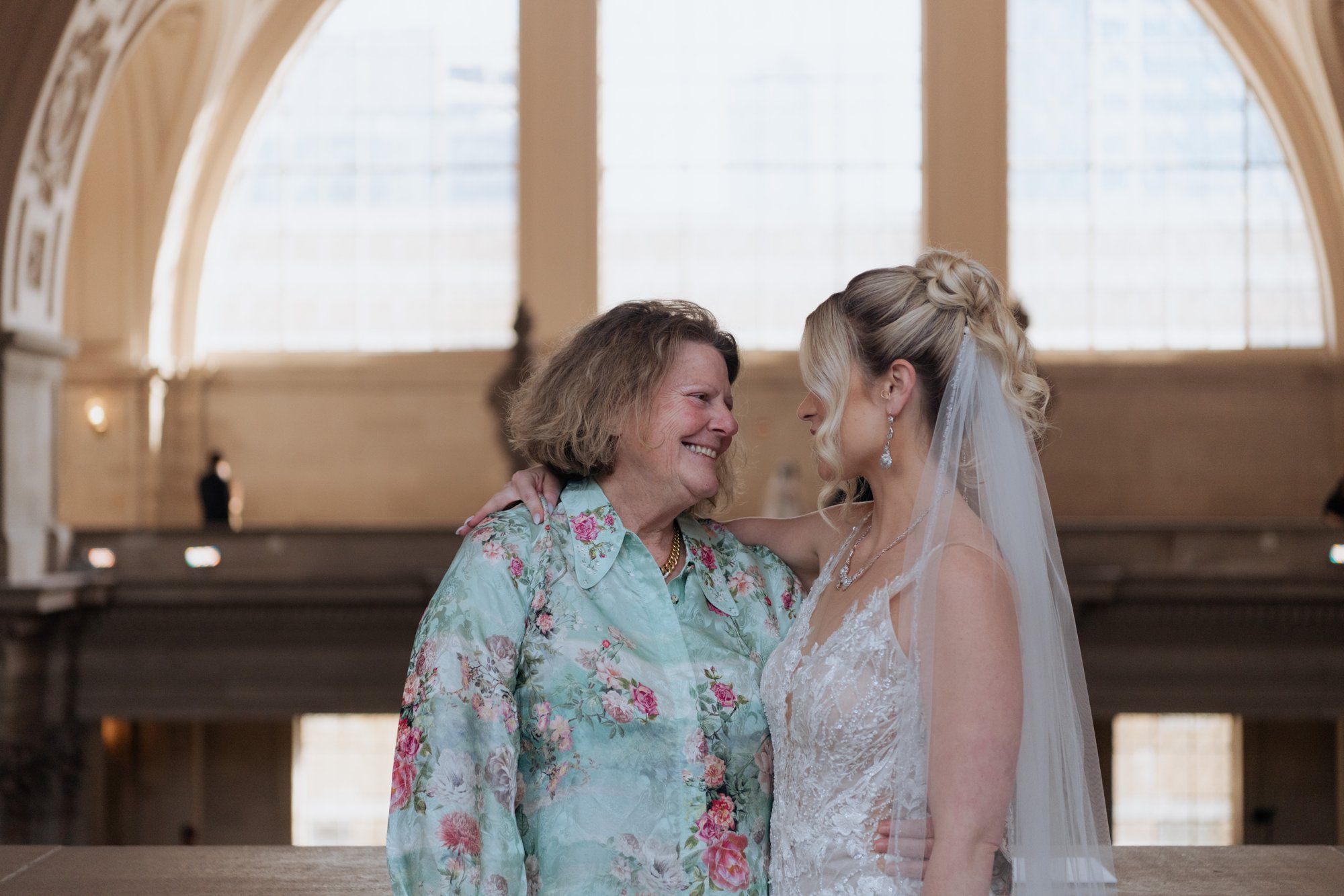 spring city hall micro wedding, Portraits on the Grand Staircase of San Francisco City Hall