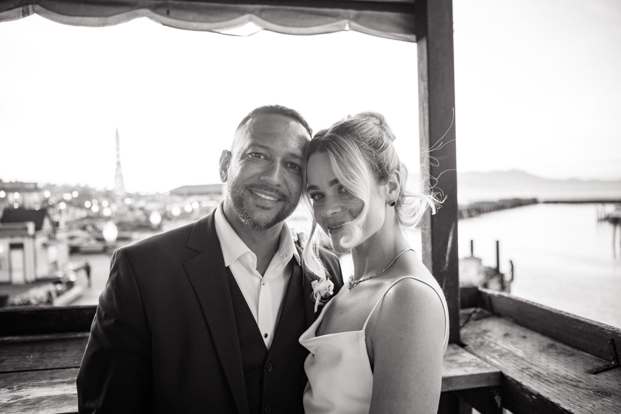 spring city hall micro wedding, Portraits on the Grand Staircase of San Francisco City Hall
