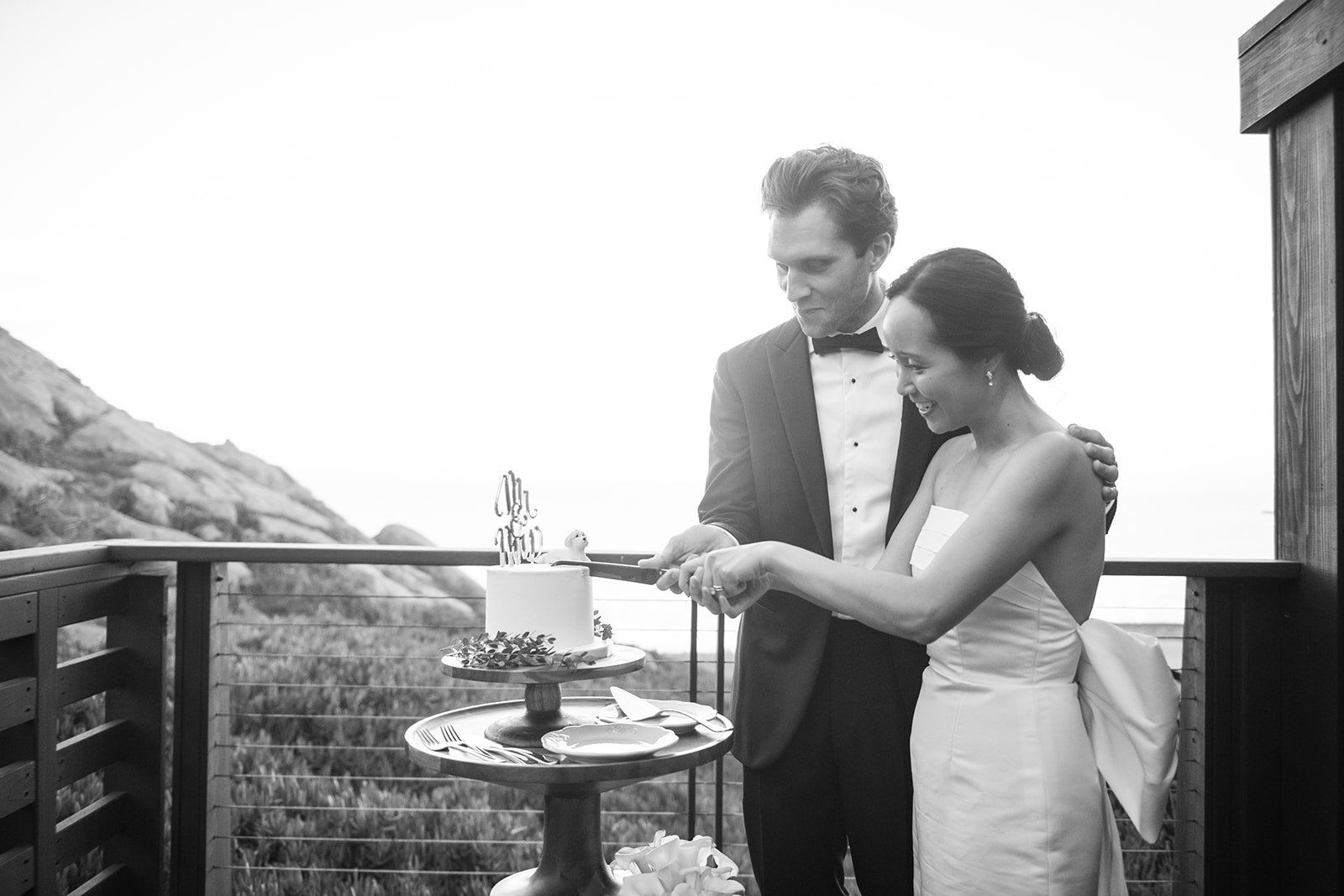 two-person elopement at timber cove resort, Cake at Timber Cove, Then Dinner for Two