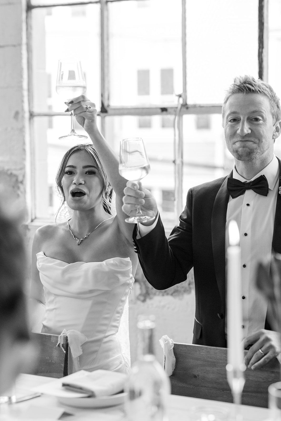 december city hall micro wedding, Portraits on the Grand Staircase
