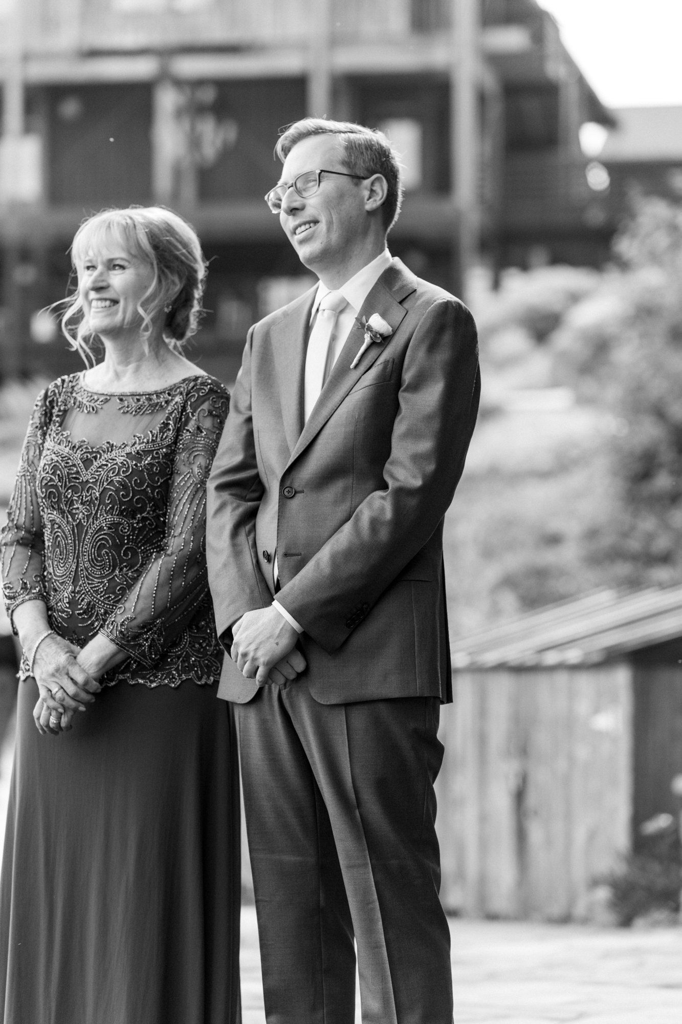 micro wedding on the timber cove bluff (not an elopement), The Micro Wedding on the Timber Cove Bluff