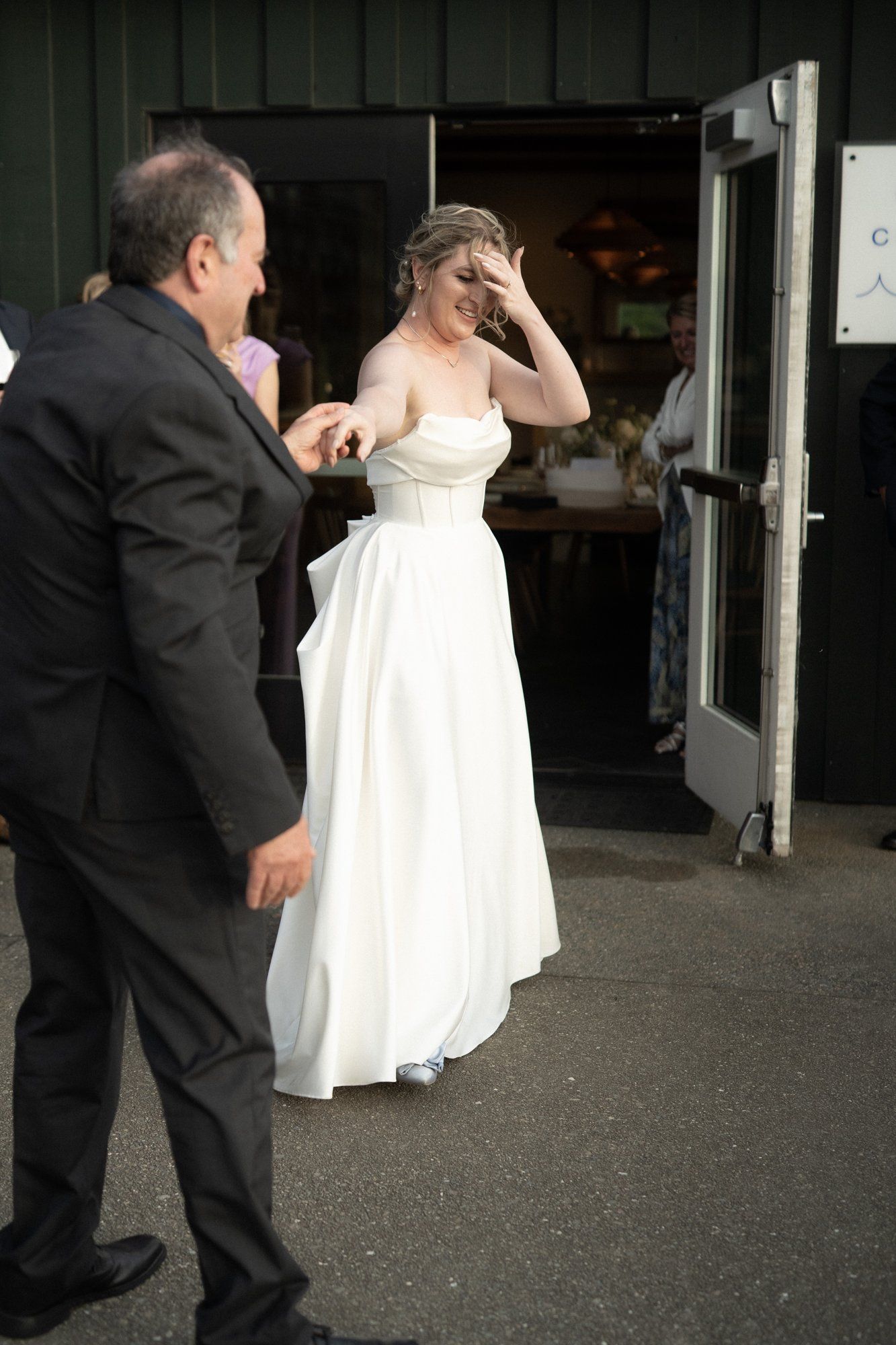 micro wedding on the timber cove bluff (not an elopement), One Long Table in the Commune Room