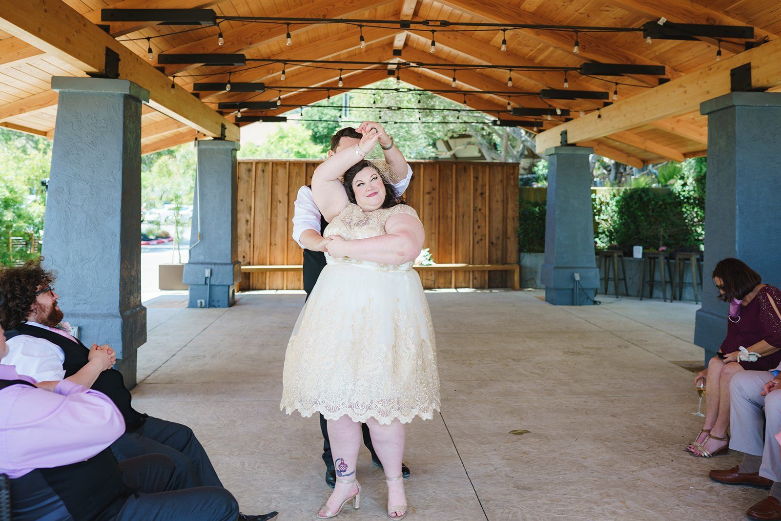 livestreamed vineyard wedding at gloria ferrer, Dinner at the Sonoma Winery