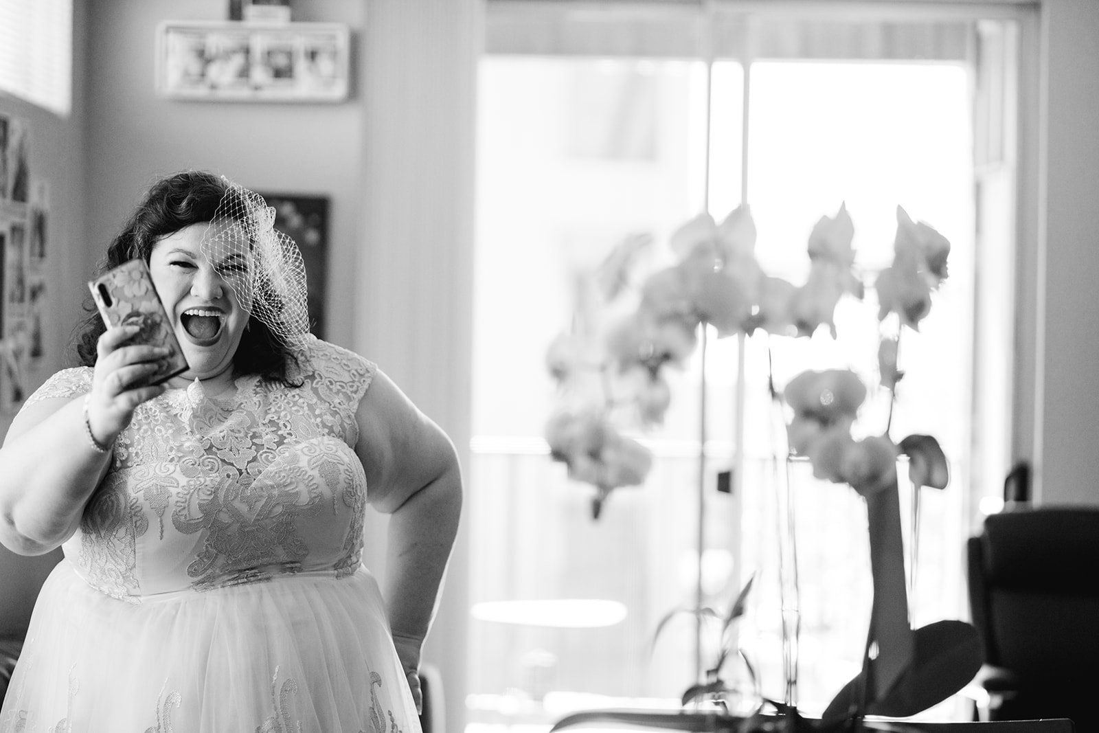 livestreamed vineyard wedding at gloria ferrer, A Vintage Arrival at the Sonoma Vineyard